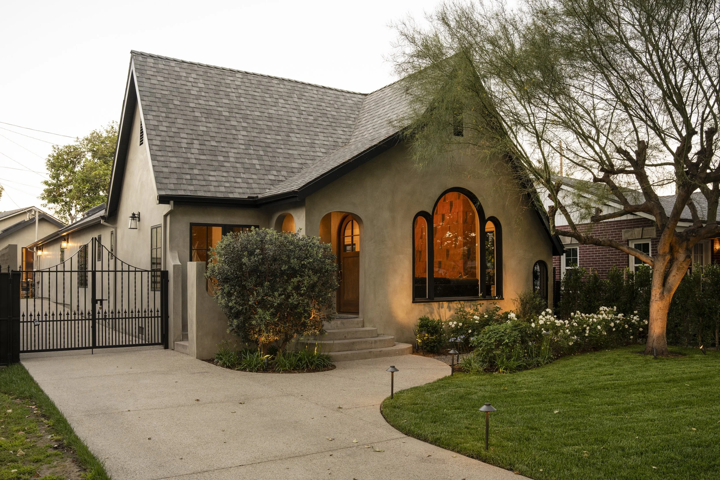 3771 Glenfeliz Blvd