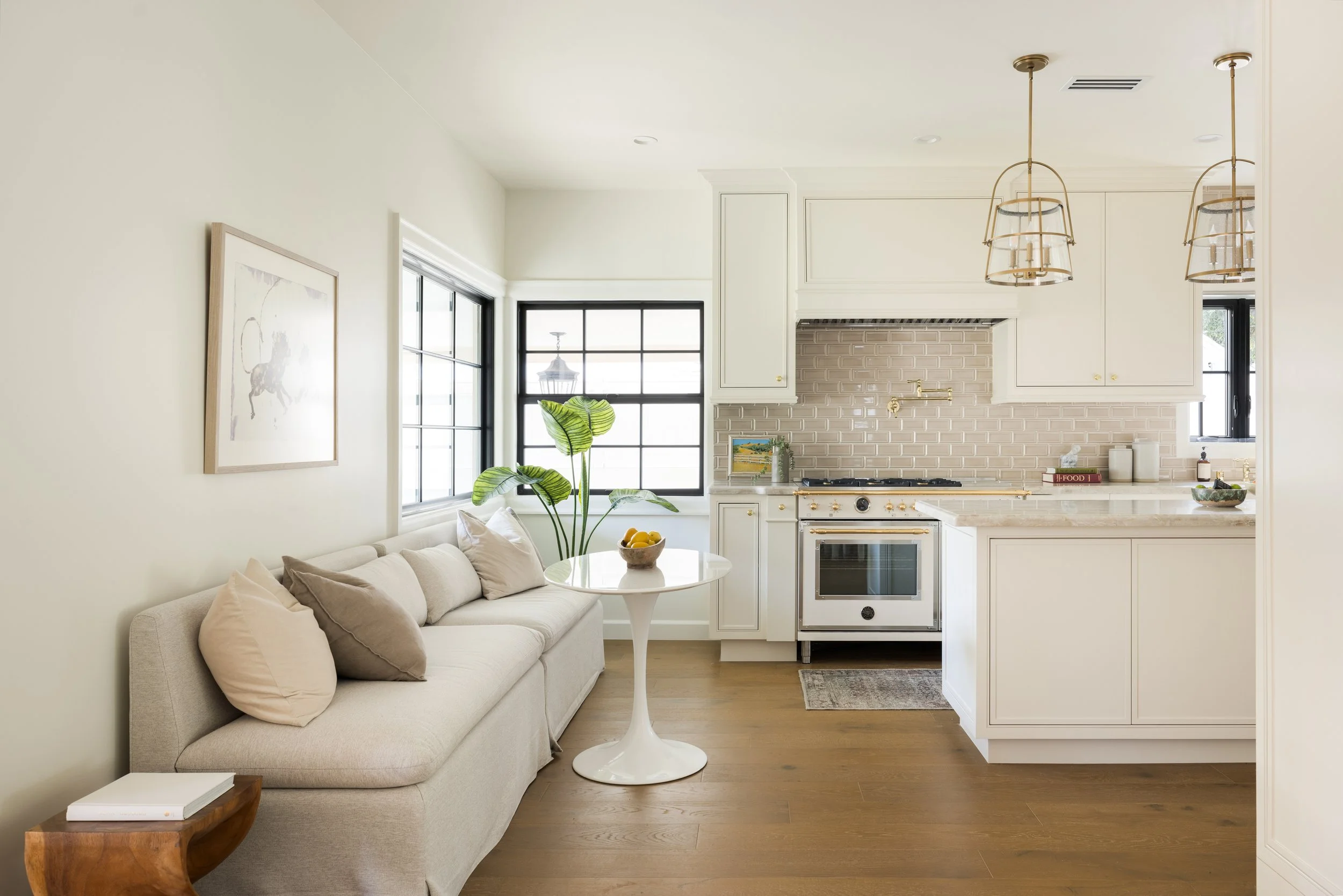 1691 Hill Dr - virtuallyherestudios.com-19.jpg