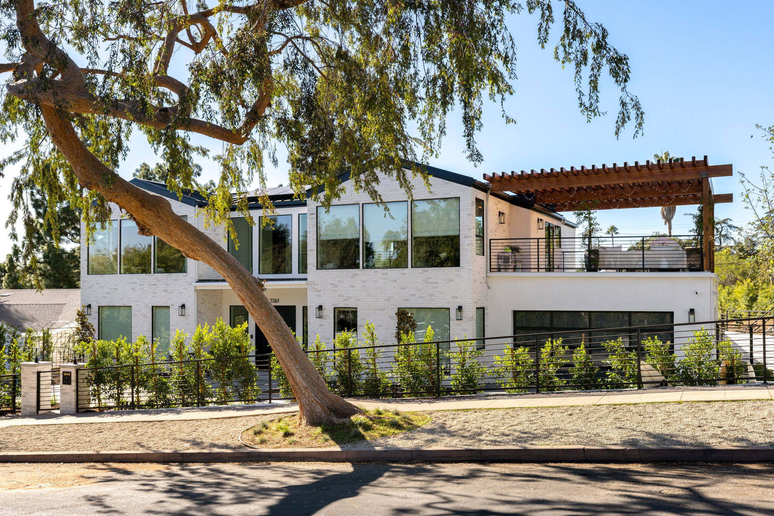 5261 Hermosa Ave - virtuallyherestudios.com-47.jpg