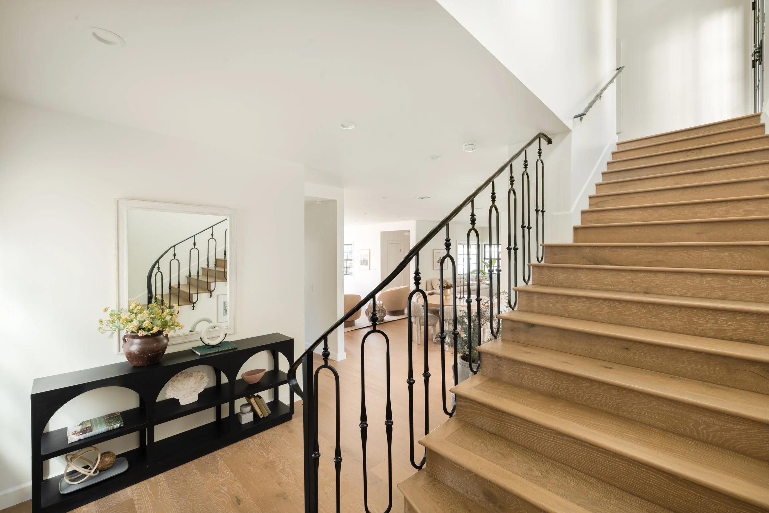 1691 Hill Dr - virtuallyherestudios.com-30.jpg