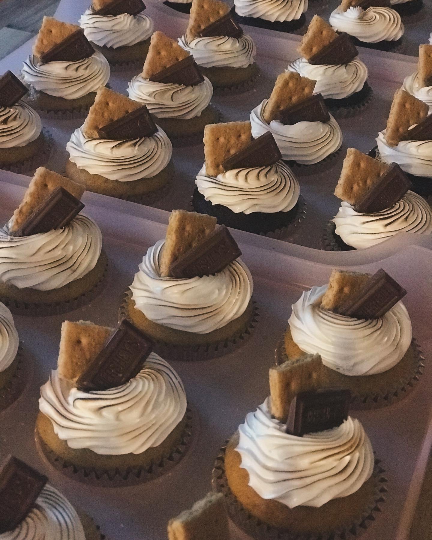 S&rsquo;mores cupcakes headed out.

Just wait until you see the rest of this adorable order. 🏕