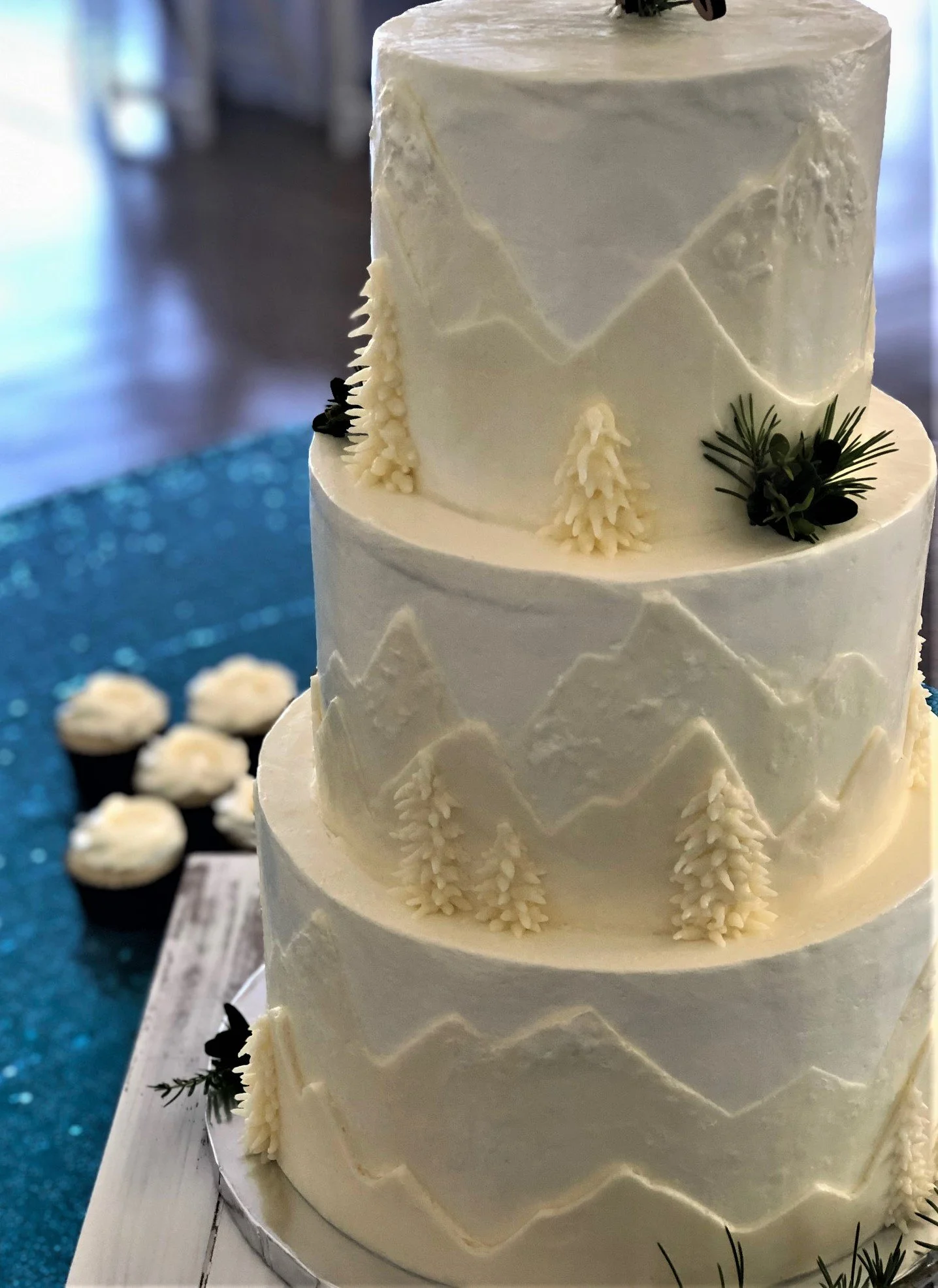 3 tier wintry forest (2).jpg