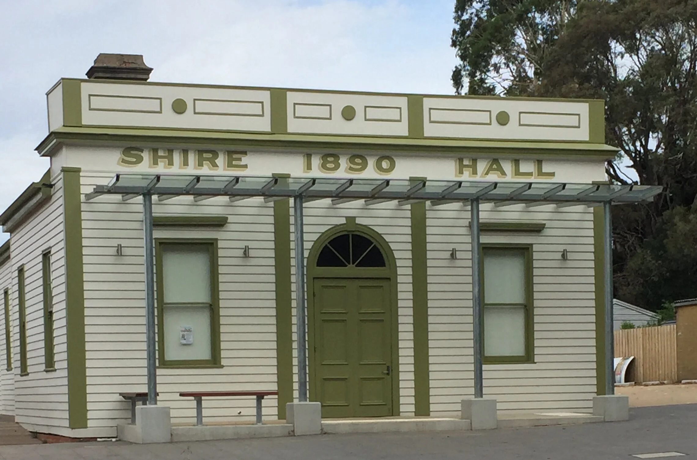 glenlyon hall exterior 2.JPG
