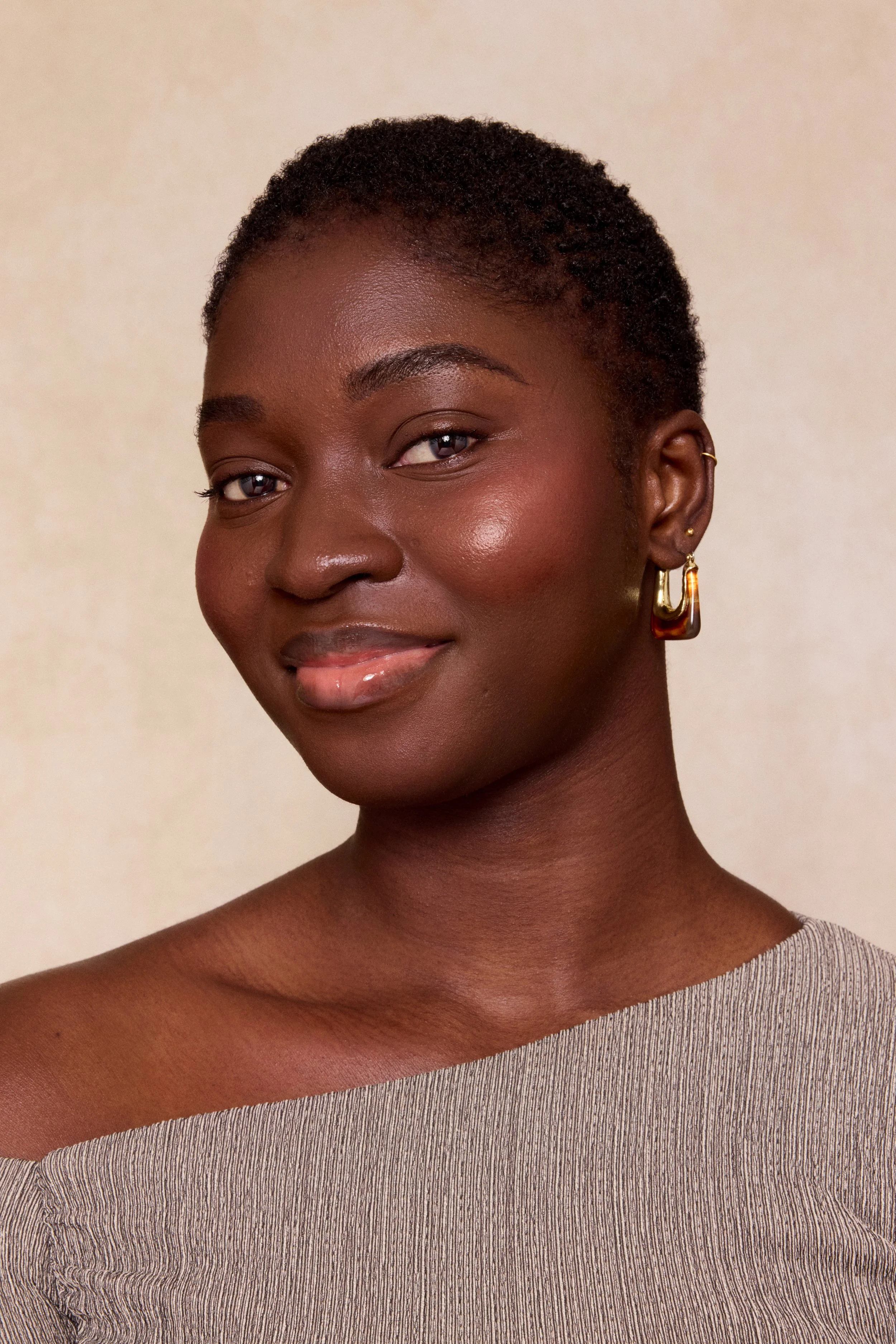 Isatou Hibiscus Blush Min3469.jpg