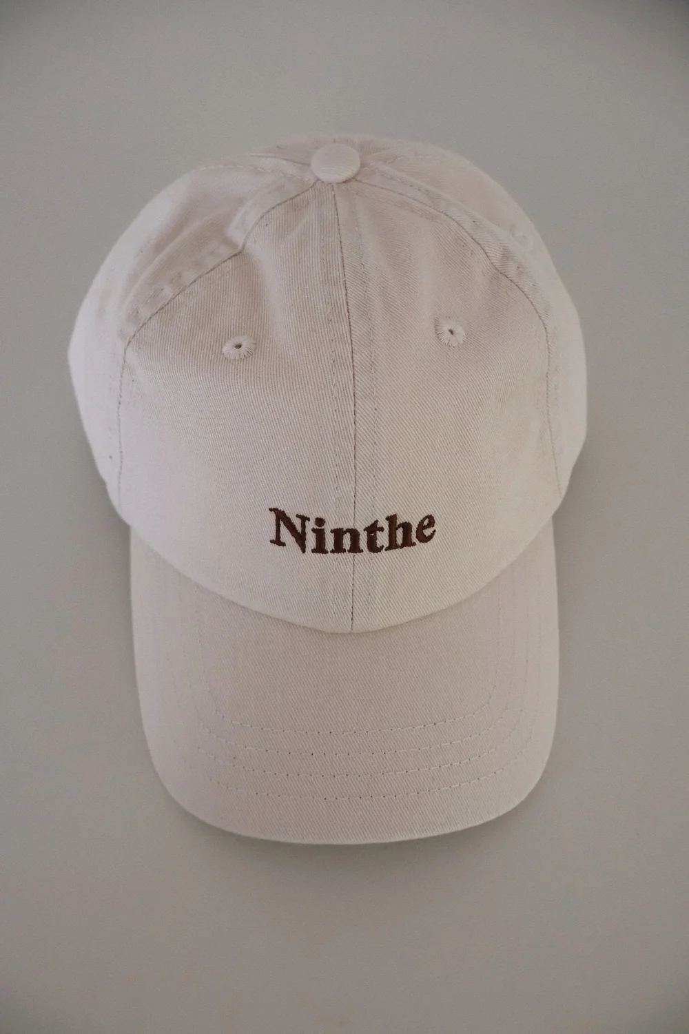 帽子 melt the lady logo cap white 9Twenty Female Wordmark Cap by New Era - 27,95 €