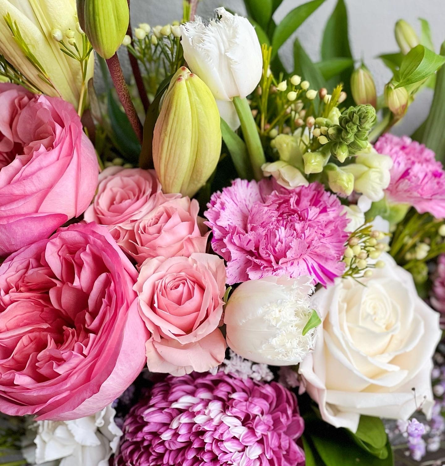 Cupcake and Floral Vase Gift Sets Cinta Rose Creative