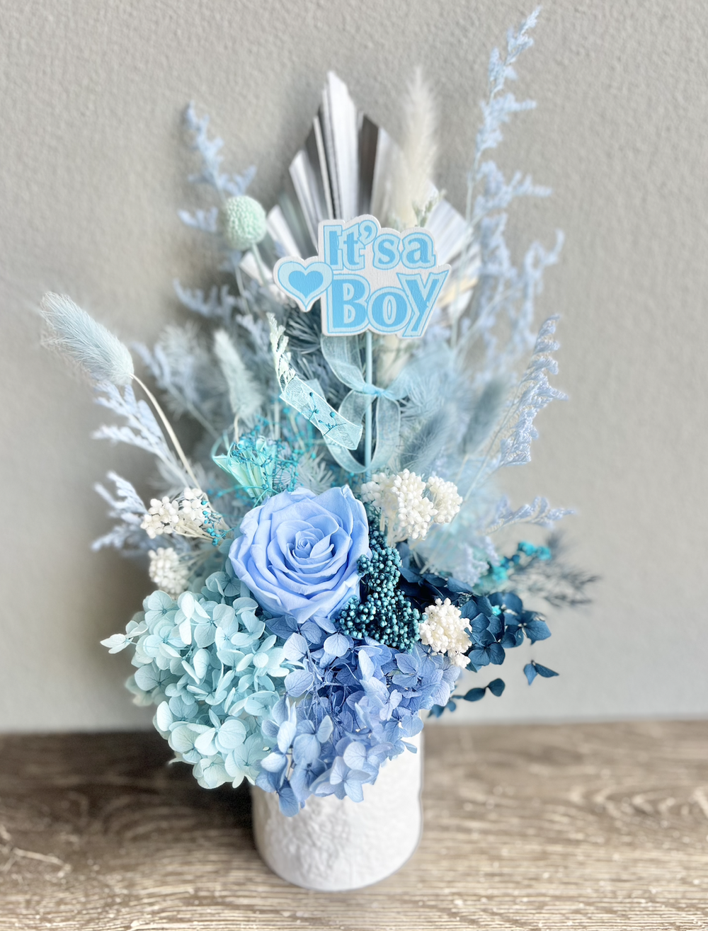 Baby boy shower floral centerpieces (Baby Blue and Gold Baby