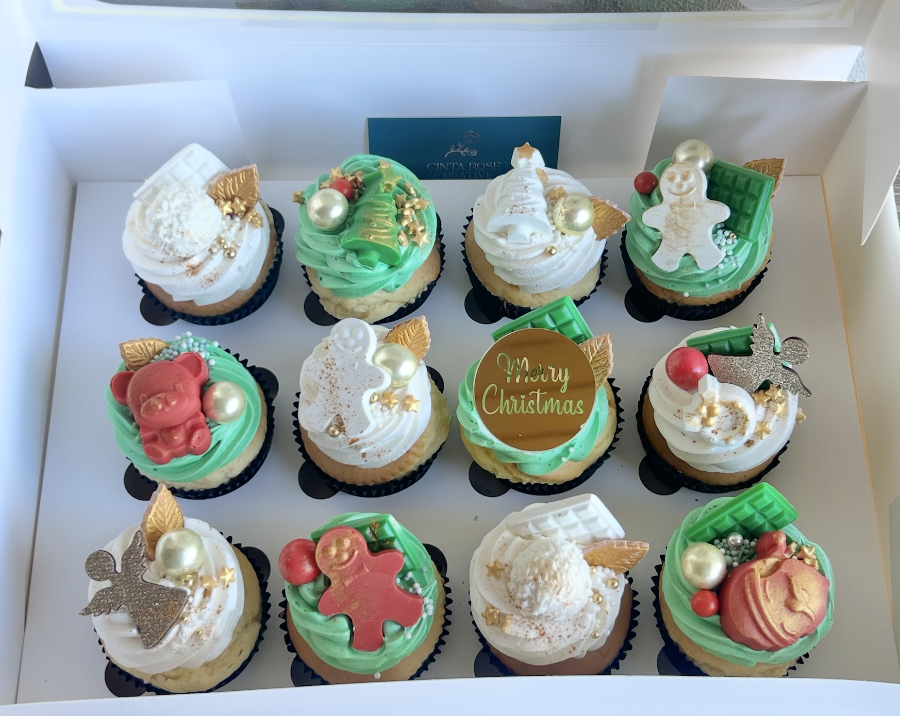 Christmas Cupcakes - Green, Red, White and Gold