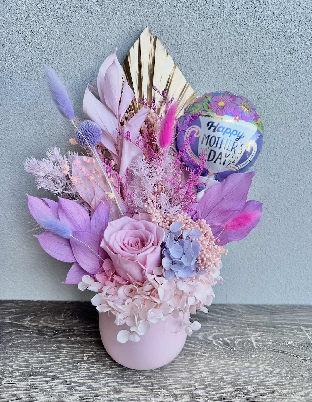 Mother's Day - Forever Florals + Mini Balloons
