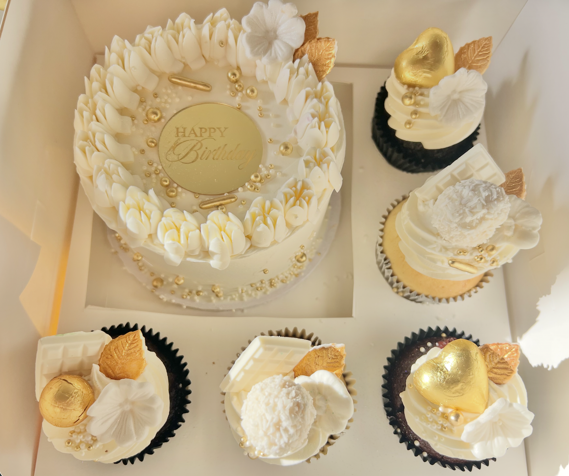 Cake & Cupcake Gift Box