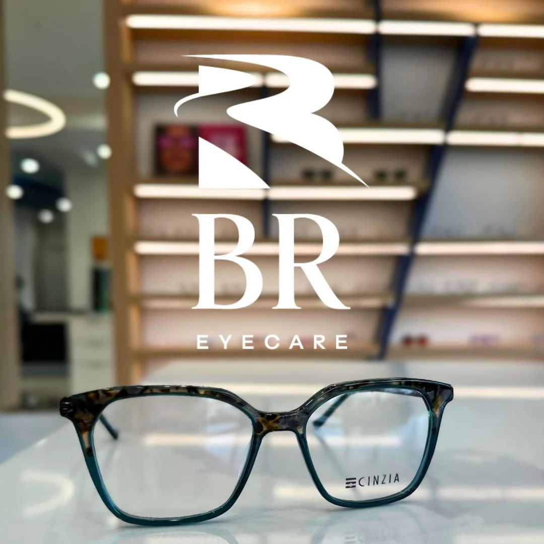 ✨Feature Frame Friday!✨

Modern tortoise acetate patterns contrasted with classic metal tones on the bridge and temples create an eye-catching look that's ultra-wearable. Think of it as choosing the perfect eyeliner shade for you and never having to 