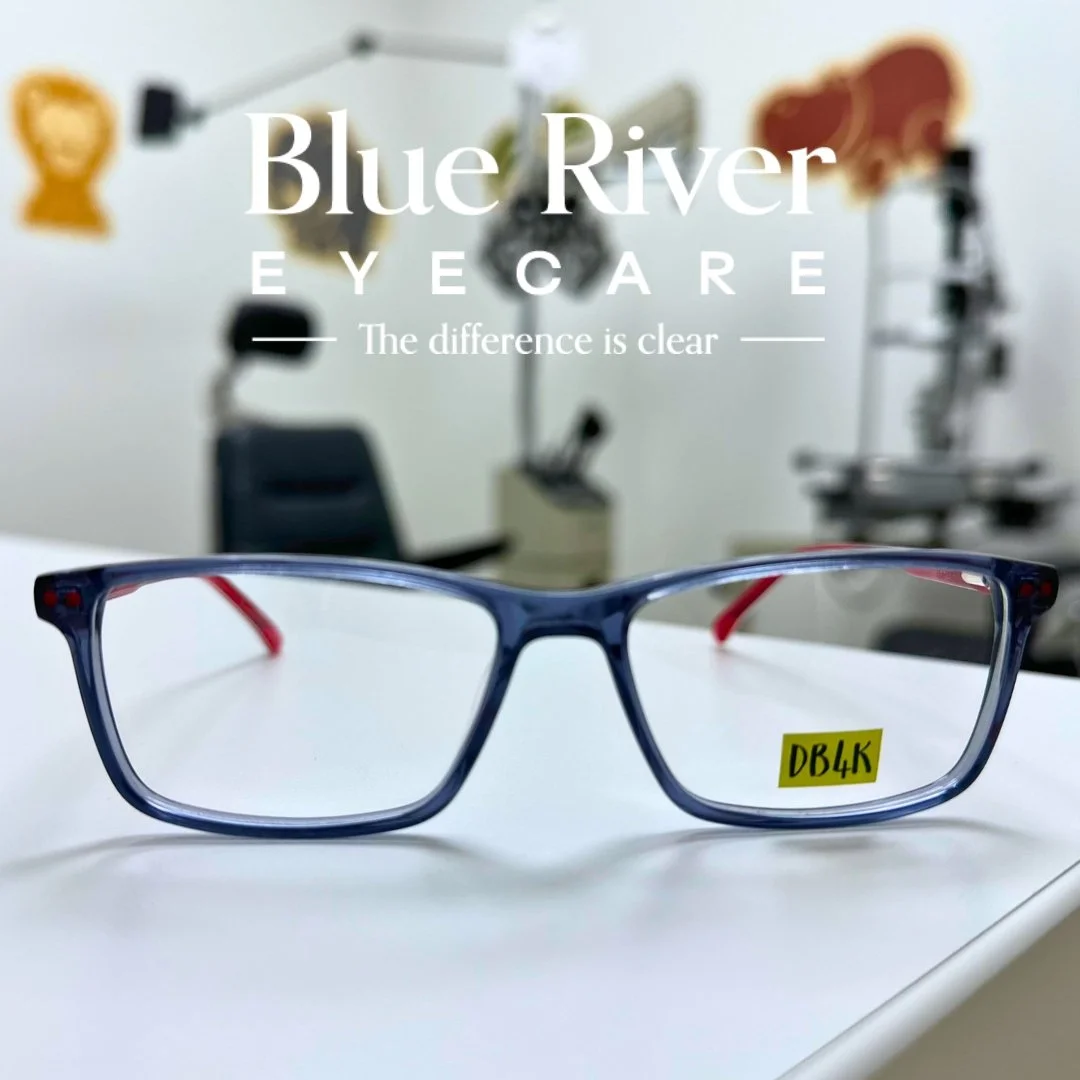 ✨Feature Frame Friday✨

This kid/tween sized boy's acetate style recognizes that, at a certain point, it's time to look like a young man rather than a superhero. With a rectangular eye, low-profile bridge, and mature colorways, you might mistake thes