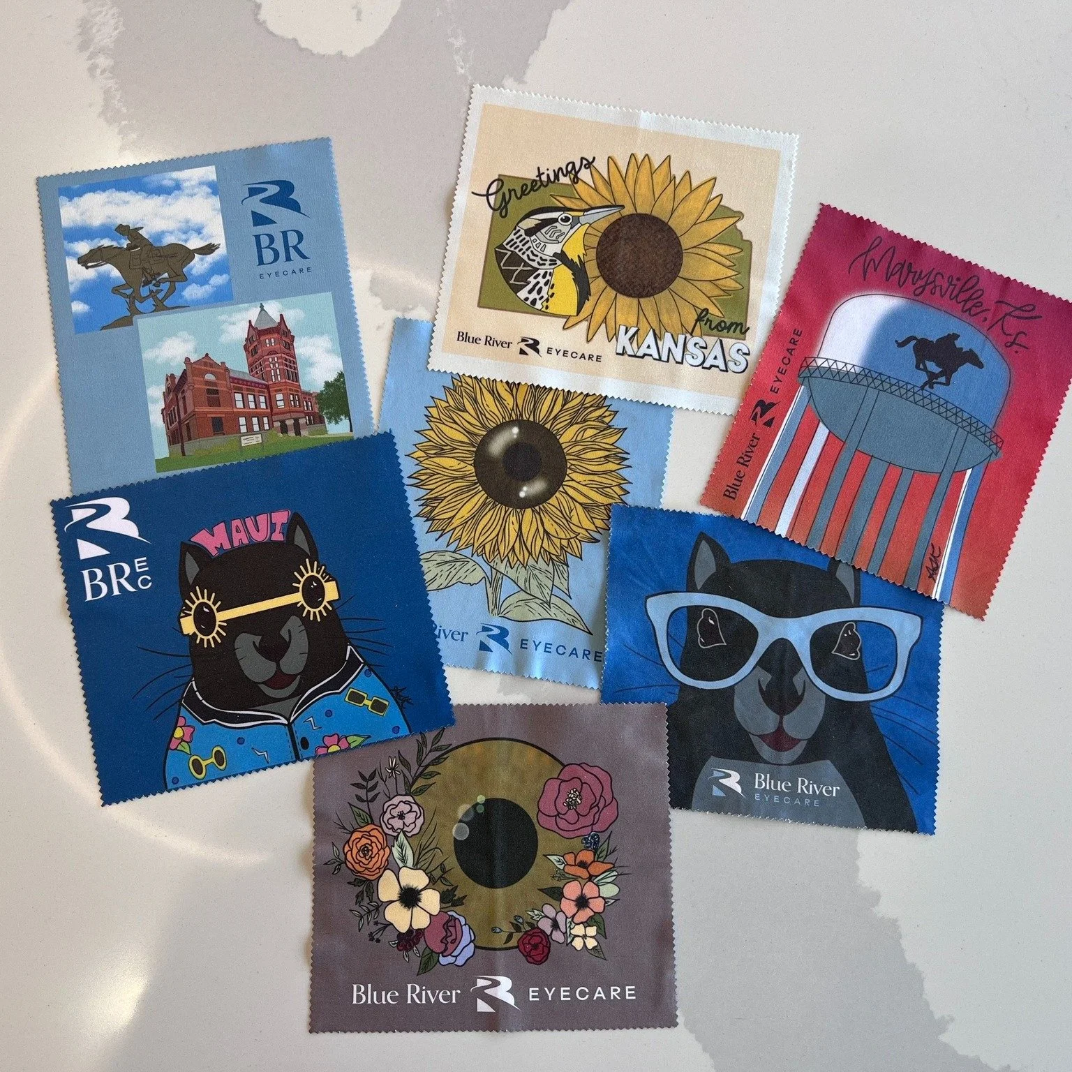 🖌 Calling Local Artists 🎨

Blue River EyeCare is seeking community talent to help design our next custom cleaning cloth!

If you&rsquo;ve purchased glasses from us before, you&rsquo;ve seen the beautiful, locally designed cloths created by artist A