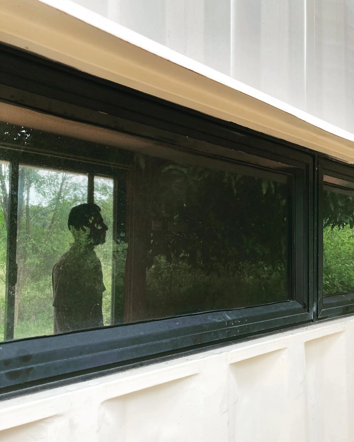 Who doesn&rsquo;t want to live in nature, away from the city, the pollution and the hustle bustle? Why not give our tiny homes a try. They are nestled in nature and can do everything that your house in the city can do. It has a kitchenette, a toilet 