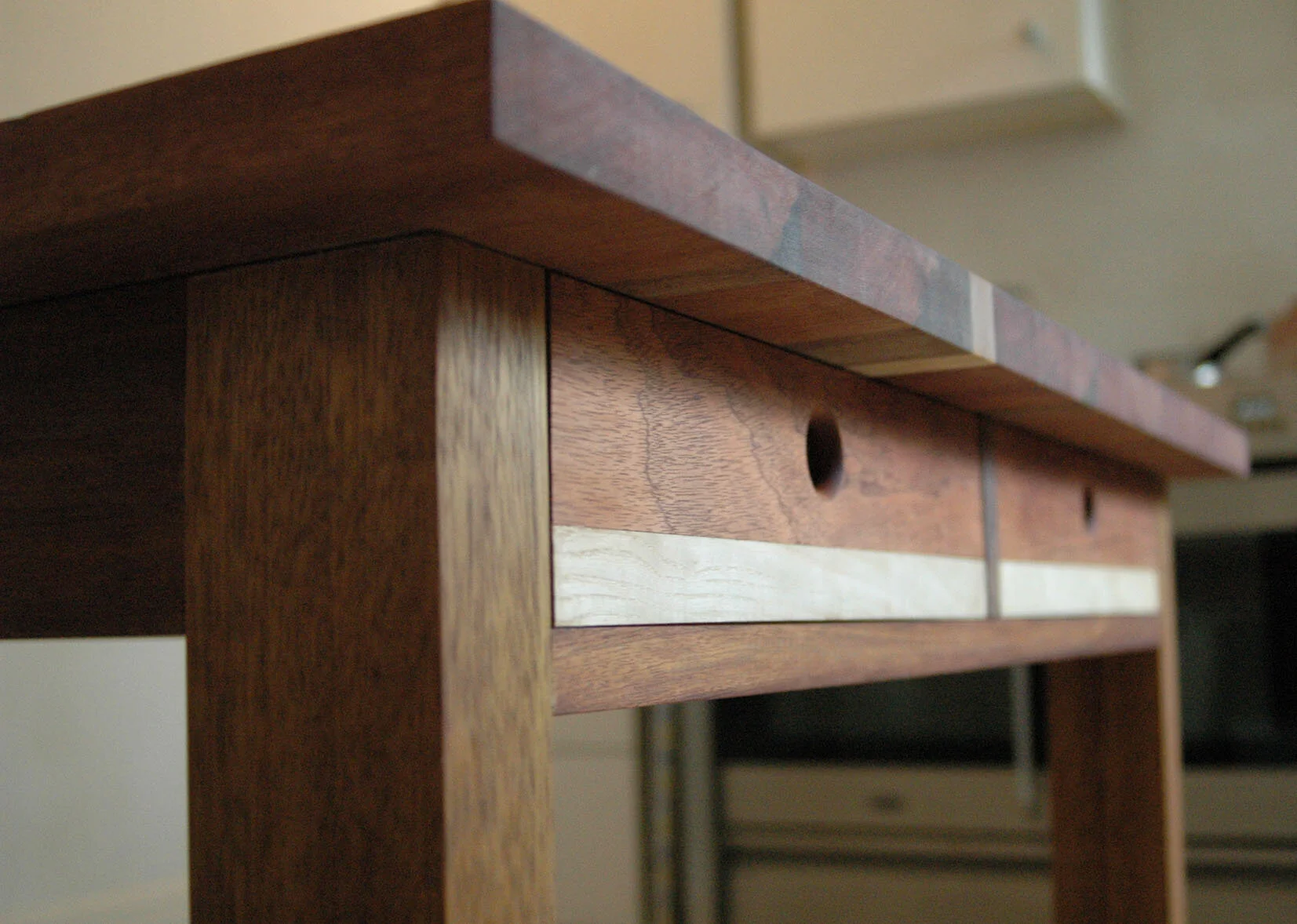 kate_sanger_furniture_table_close_up.jpg