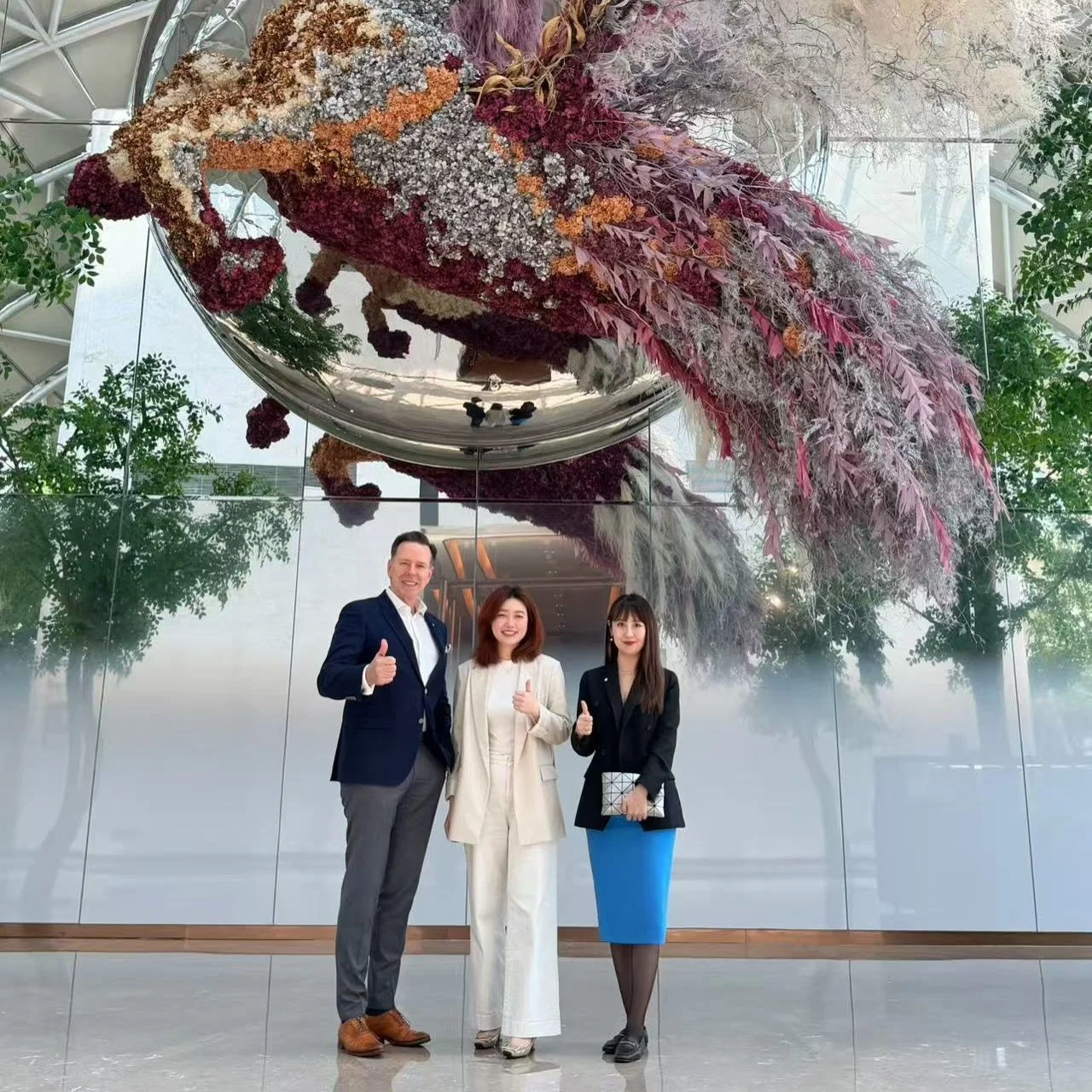Stelliers&rsquo; Executive Assistant Manager Sophie Yan recently
spent time in Chengdu and Chongqing, reconnecting with hotelier friends, meeting new industry peers, and sharing news of our three new award categories for 2026!

From candid conversati