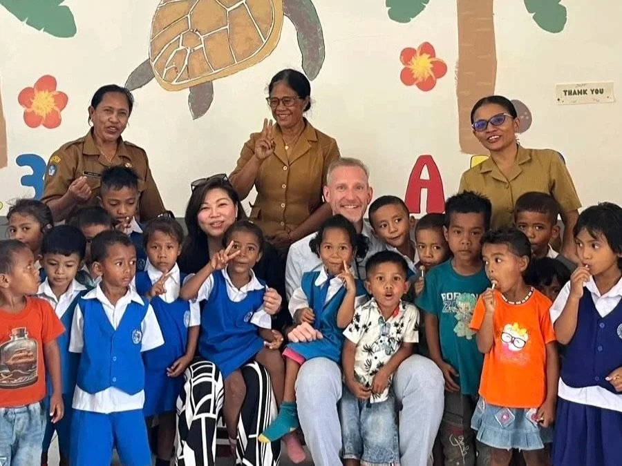 From a Charity Gala to a School in Sumba: Stelliers Celebrates Jean-Pierre Joncas and the Power of Hospitality to Make a Difference