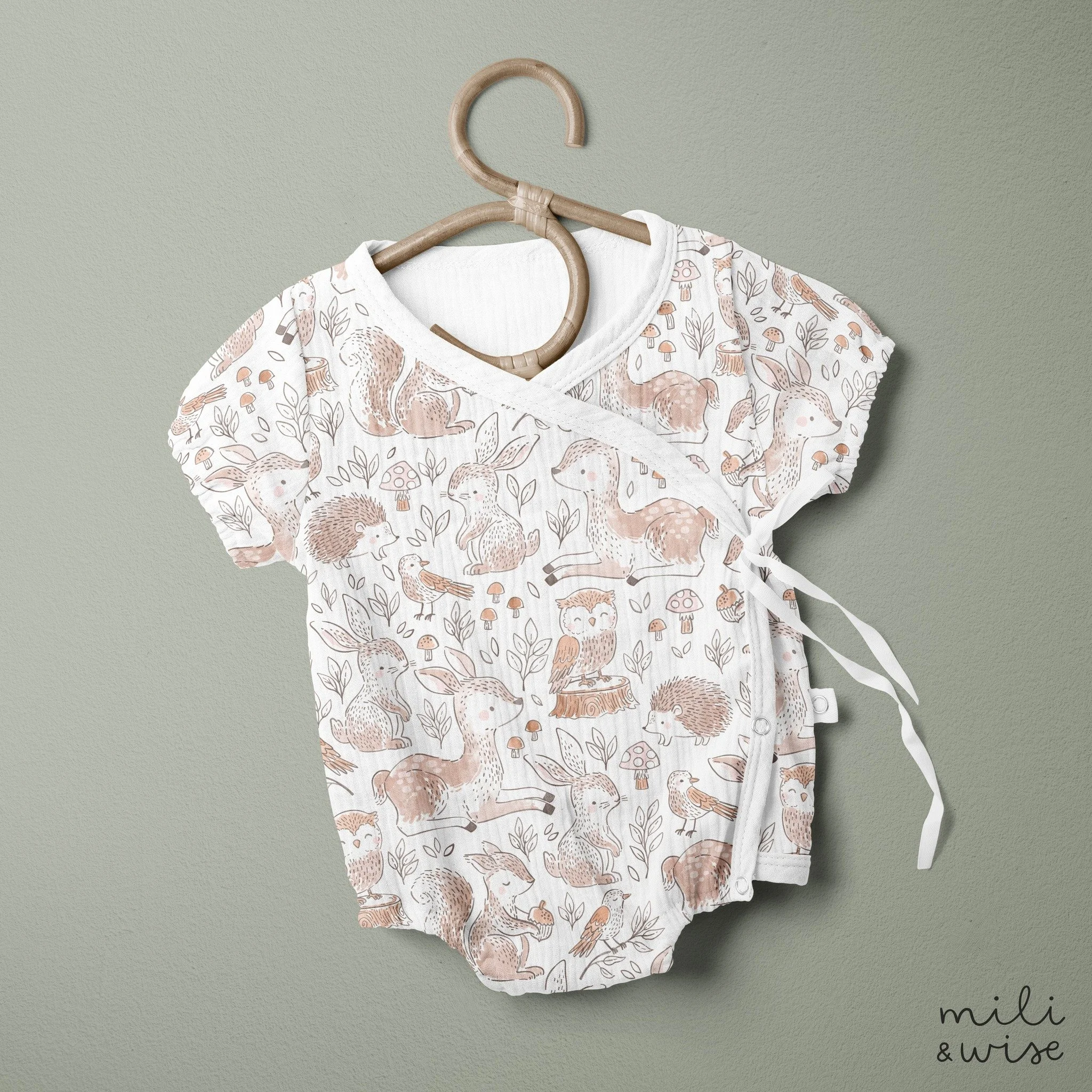 Coming Soon | Oaks

New pattern coming soon with 10 exclusive colourways.
Size of repeat design tile: 20 x 20 cm or 30 x 30 cm
JPG file at 300 dpi
&euro;39 for one exclusive colourway; &euro;70 for two
Preclaims welcome
.
.
.
.
.
.
.
#patterndesign #