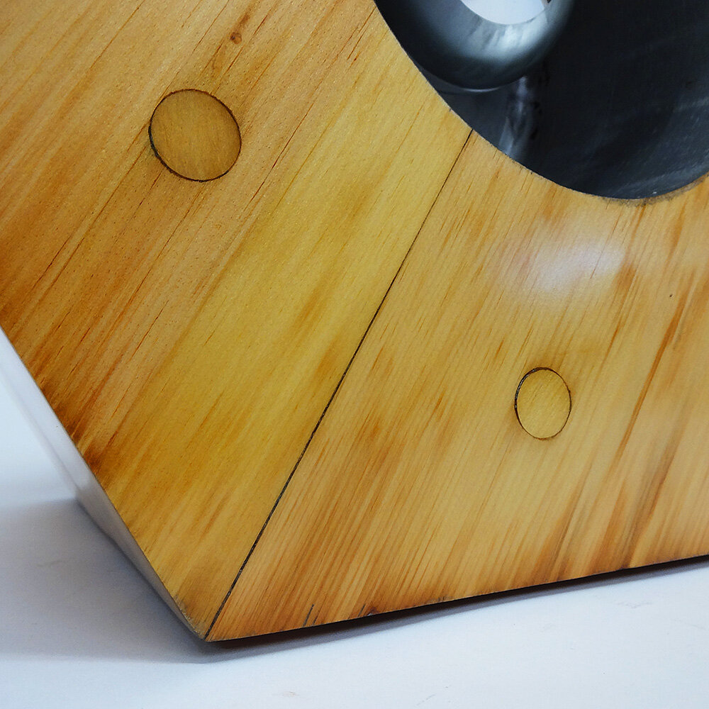 Migliodesign - Hexagon HAL accent light closeup of wooden construction