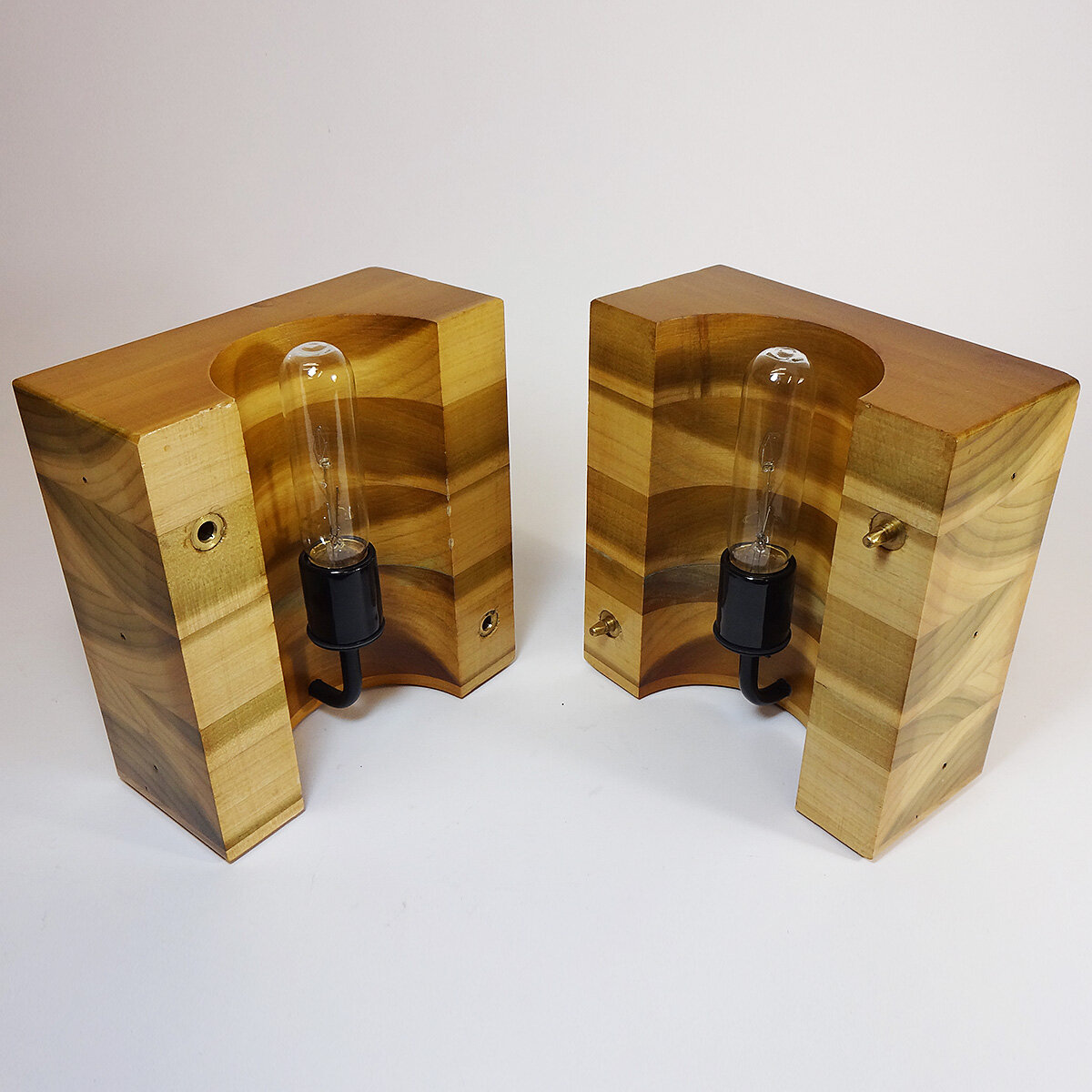 MiglioDesign - Bookend box light