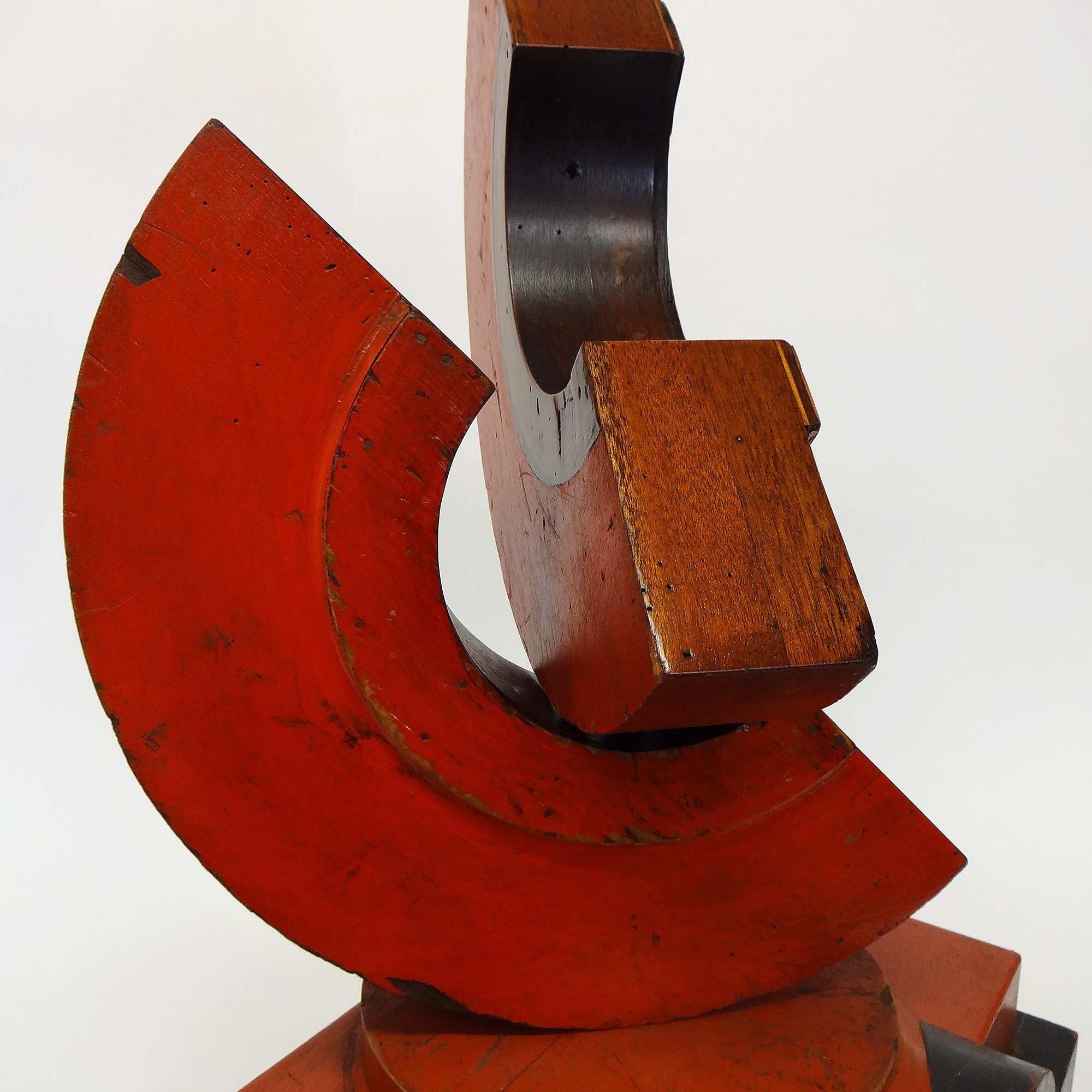 migliodesign-duet-large-wooden-foundry-molds-table-sculpture-7.jpg