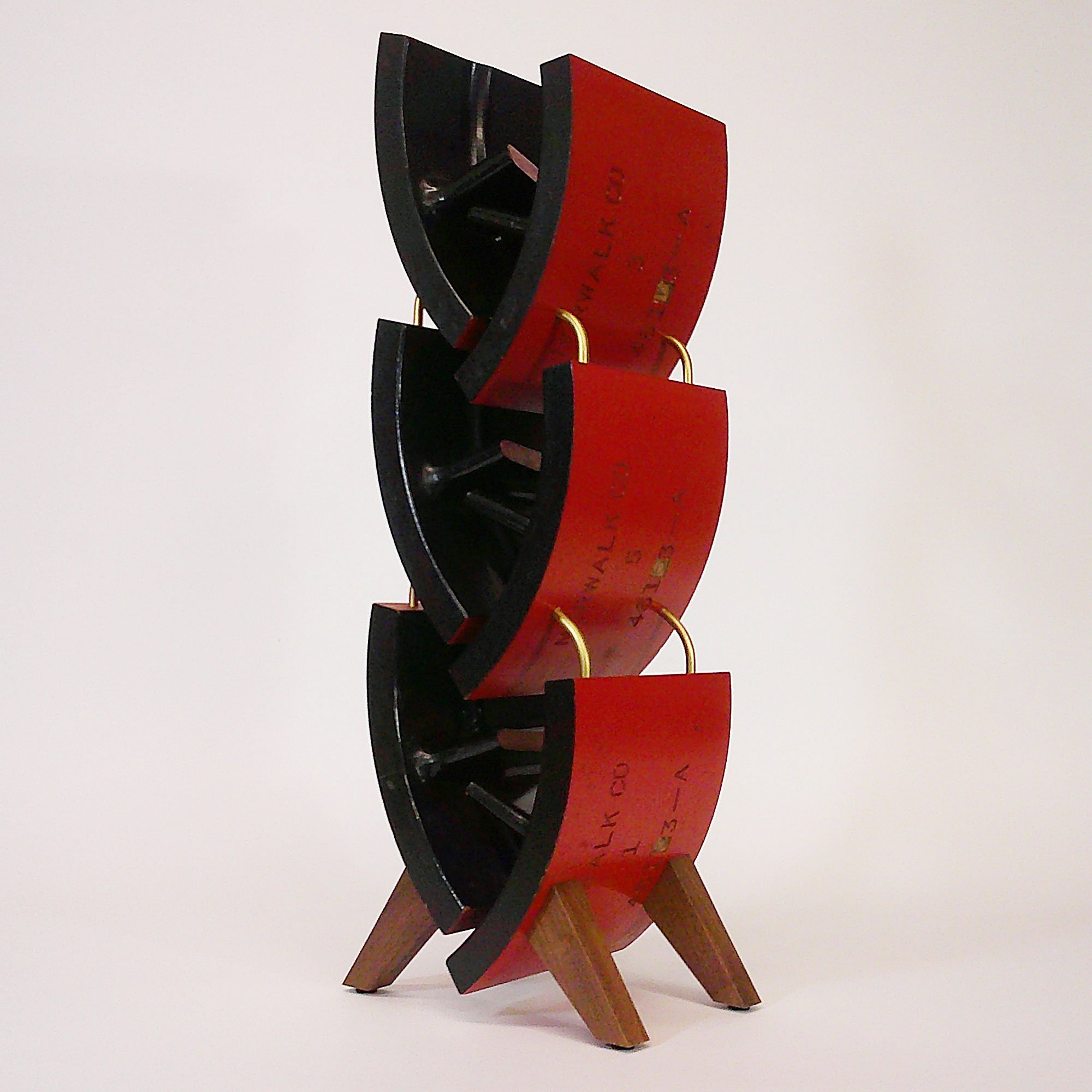migliodesign-interlinked-wood-foundry-molds-table-sculpture-4.jpg