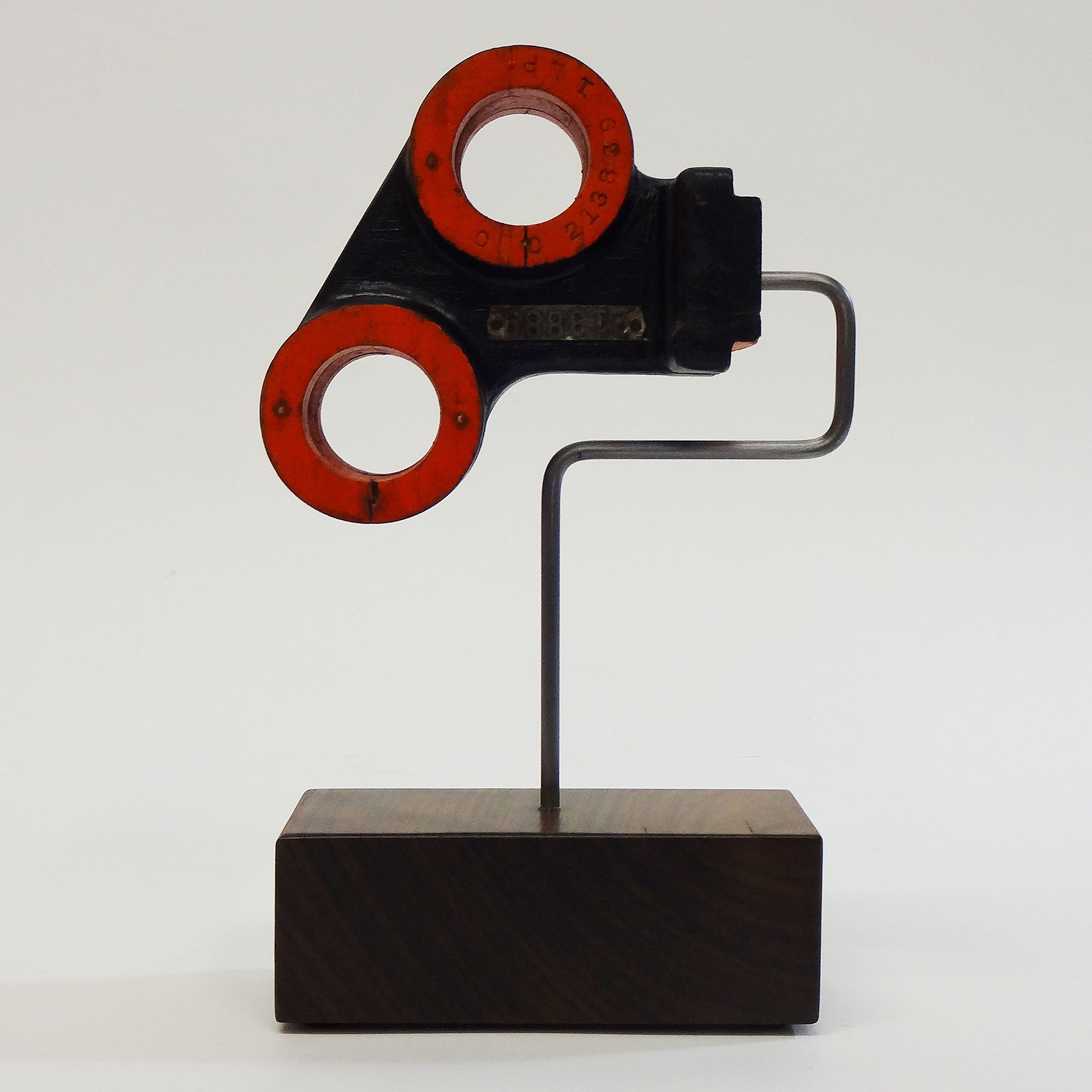 migliodesign-wall-e-wood-foundry-patterns-table-sculpture-5.jpg