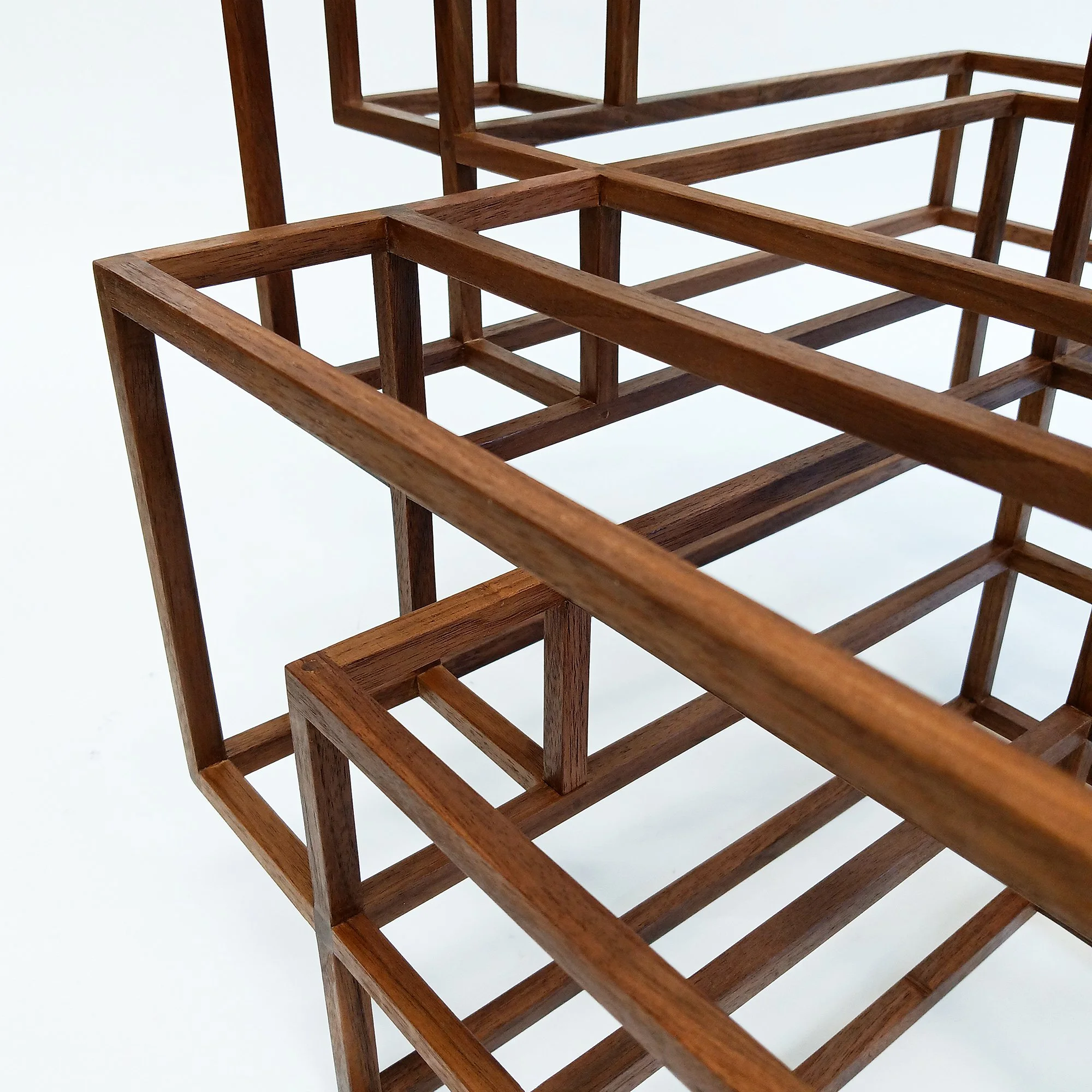 migliodesign-elwood-geometric-table-sculpture-9.jpg