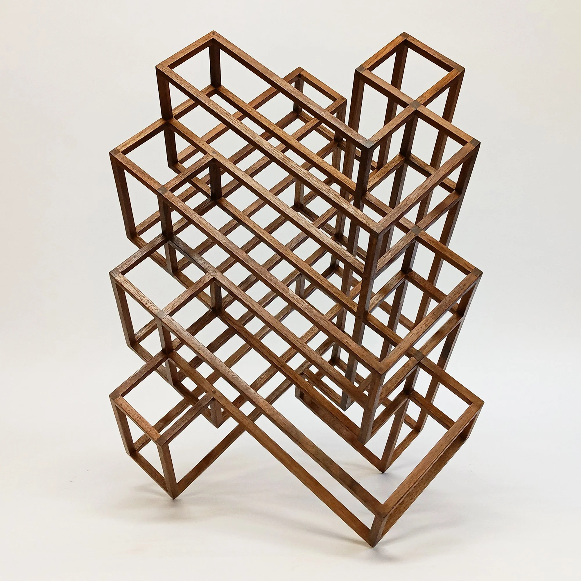 migliodesign-elwood-geometric-table-sculpture-1.jpg