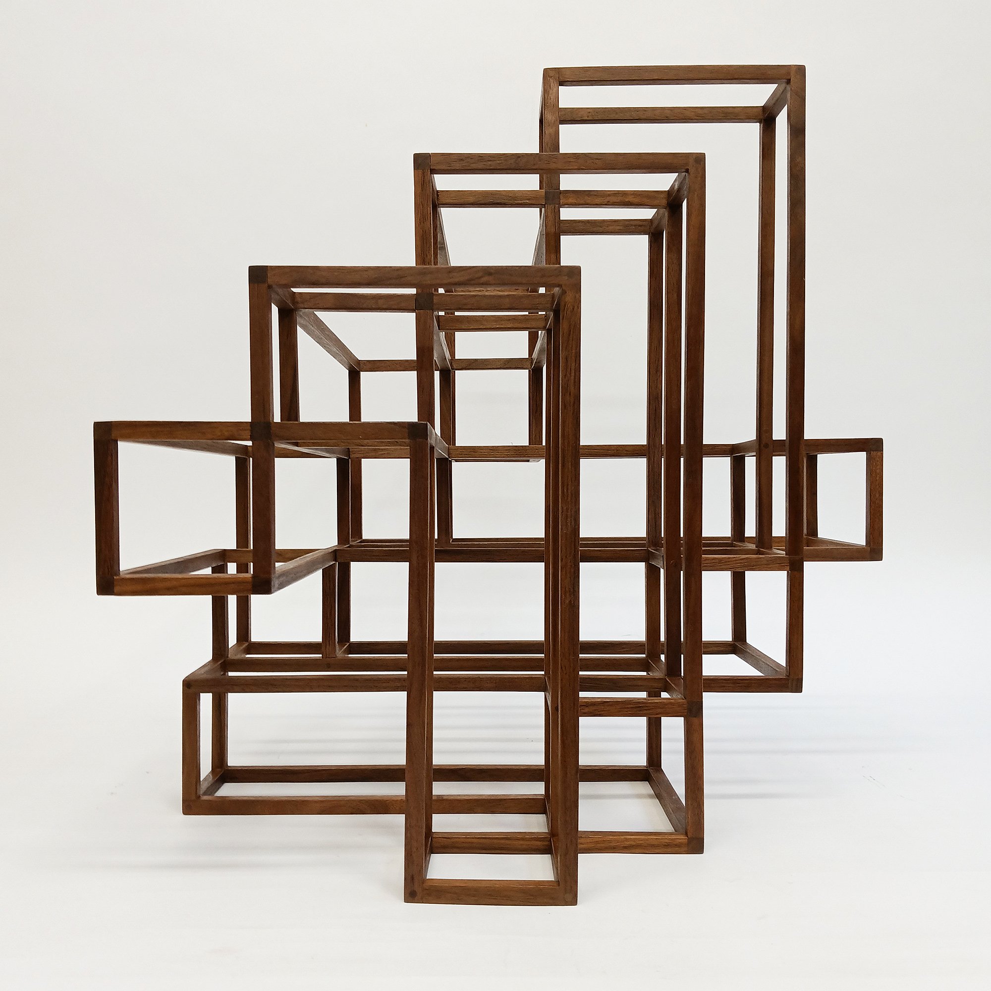 migliodesign-elwood-geometric-table-sculpture-8.jpg
