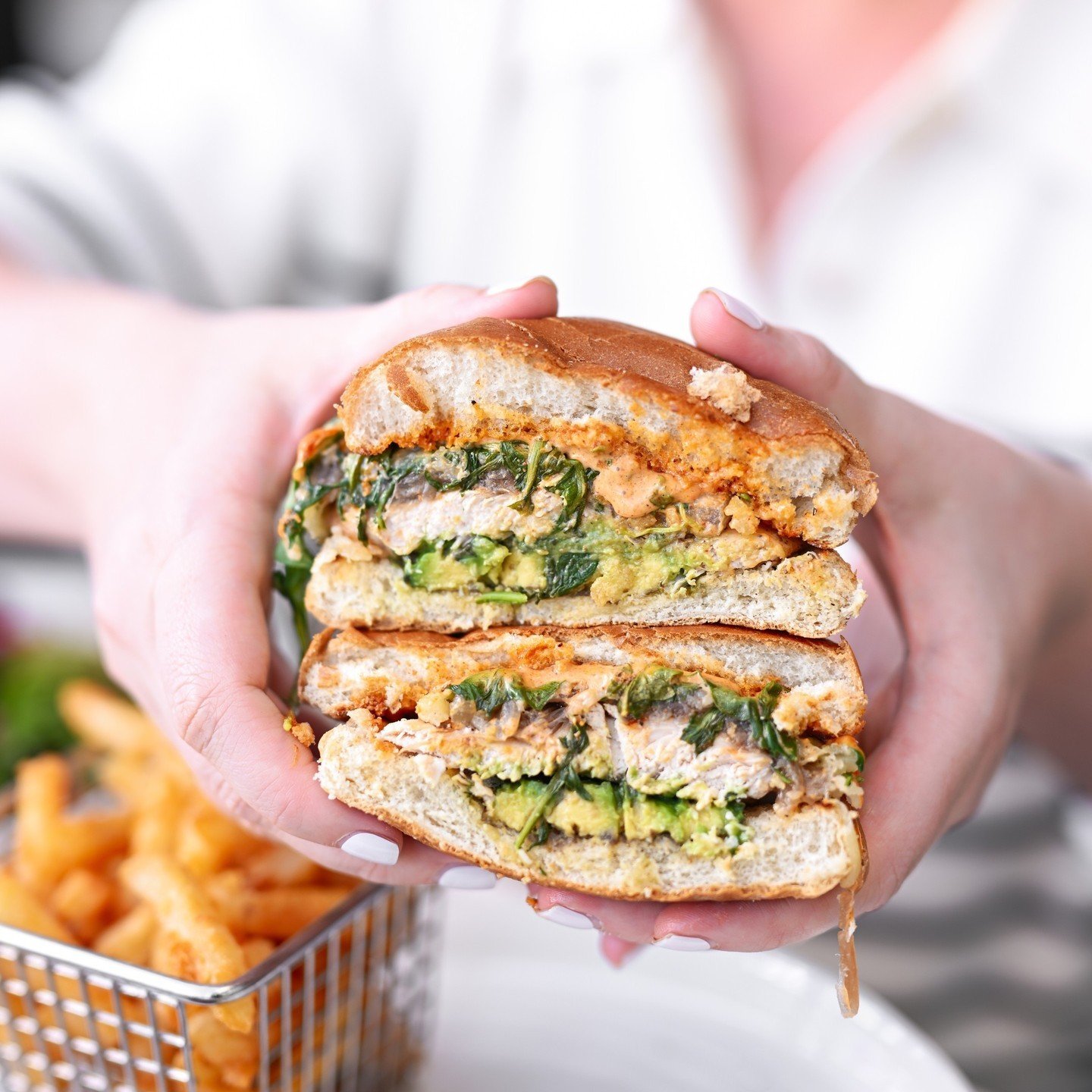 A two hand sandwich?  Don't mind if we do.  Our Grilled Chicken sandwich is a longtime lunchtime favorite featuring provolone, grilled onion, paprika aioli, arugula, and fresh avocado.  #cottagewellesley