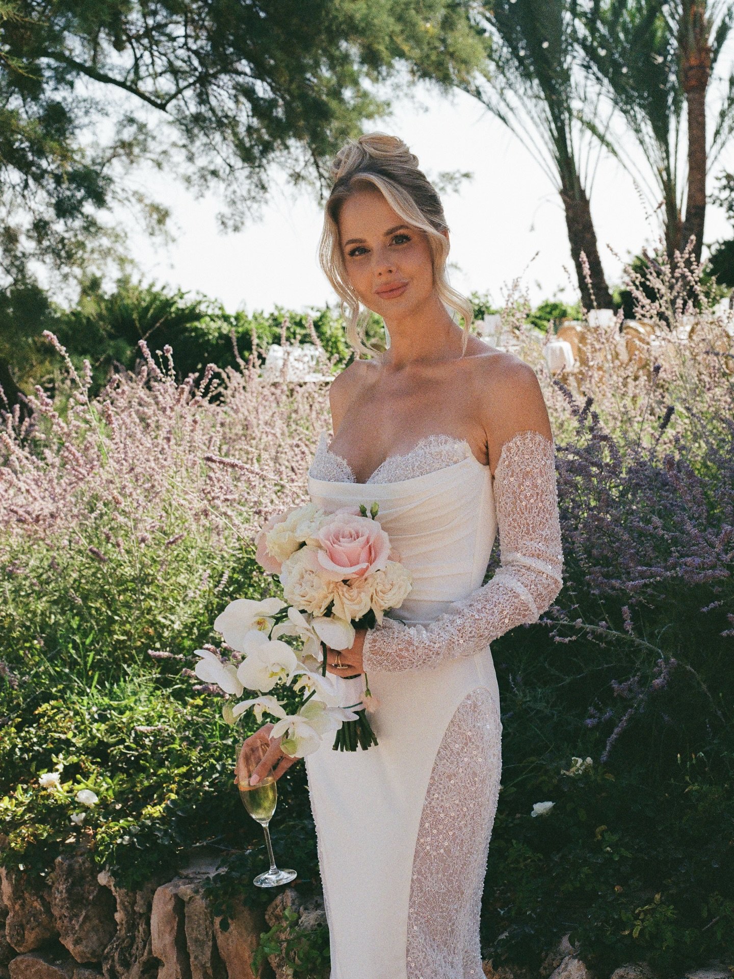 What a day, what a BRIDE and what a wedding. @arabellabeacham & @adamkellyinsta, the venue, the DRESS, drinks, FOOD and atmosphere was incredible from start to finish and I’m so proud of you and grateful to be there celebrating your “