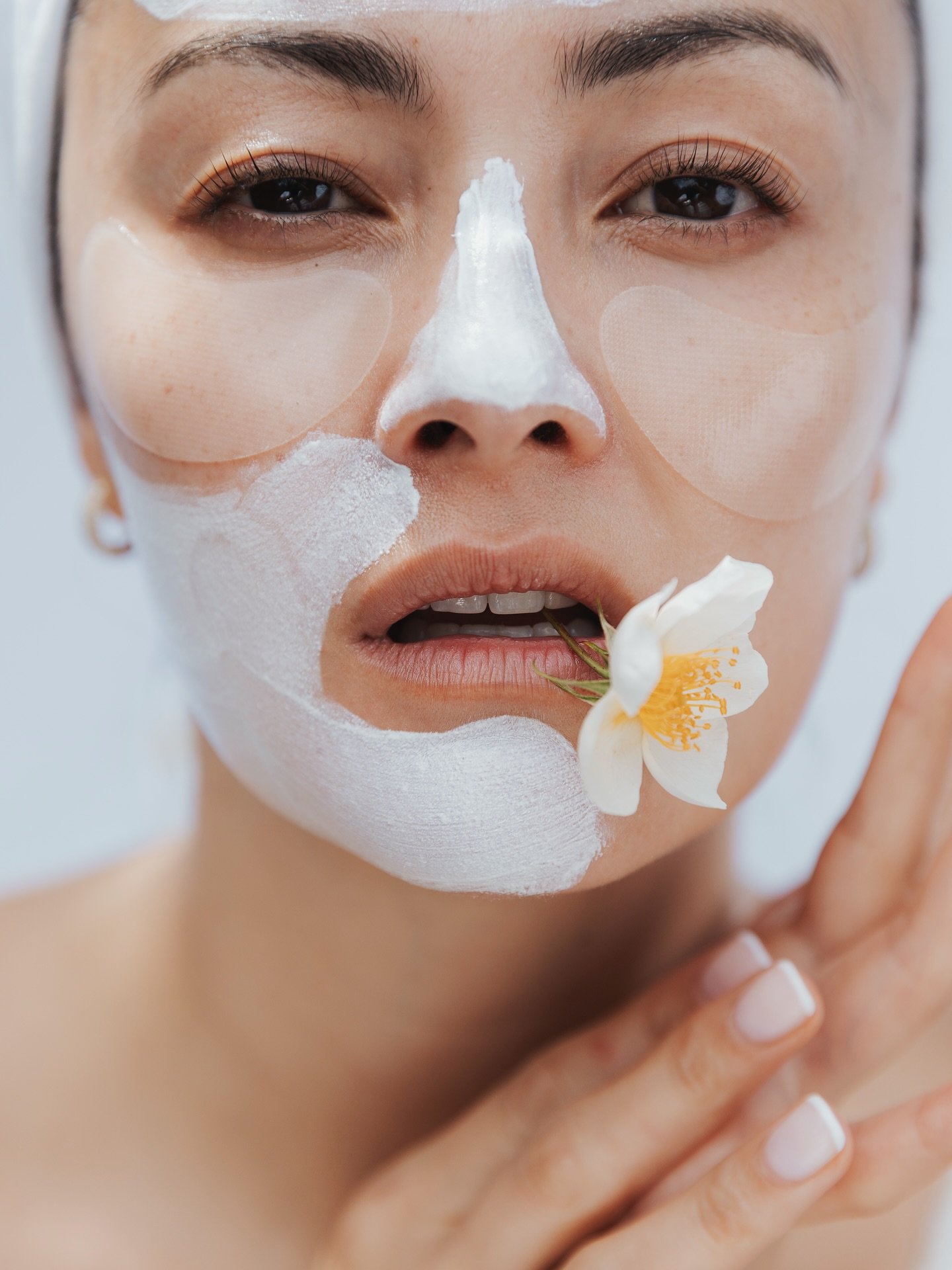 Skincare and beauty queen @peonylim ✨💄 Find this post on her page to save all her current skincare favourites (I already have!).