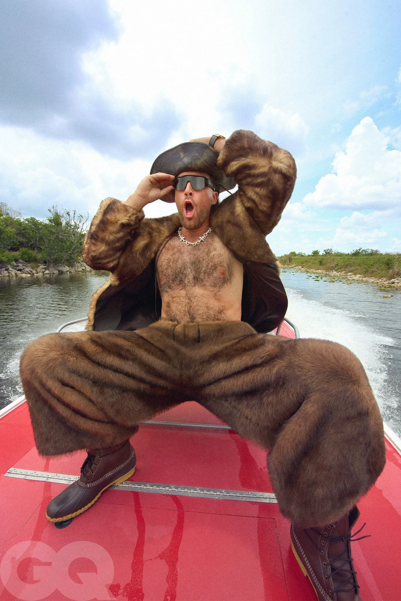 GQ0925_Kelce_03.jpg