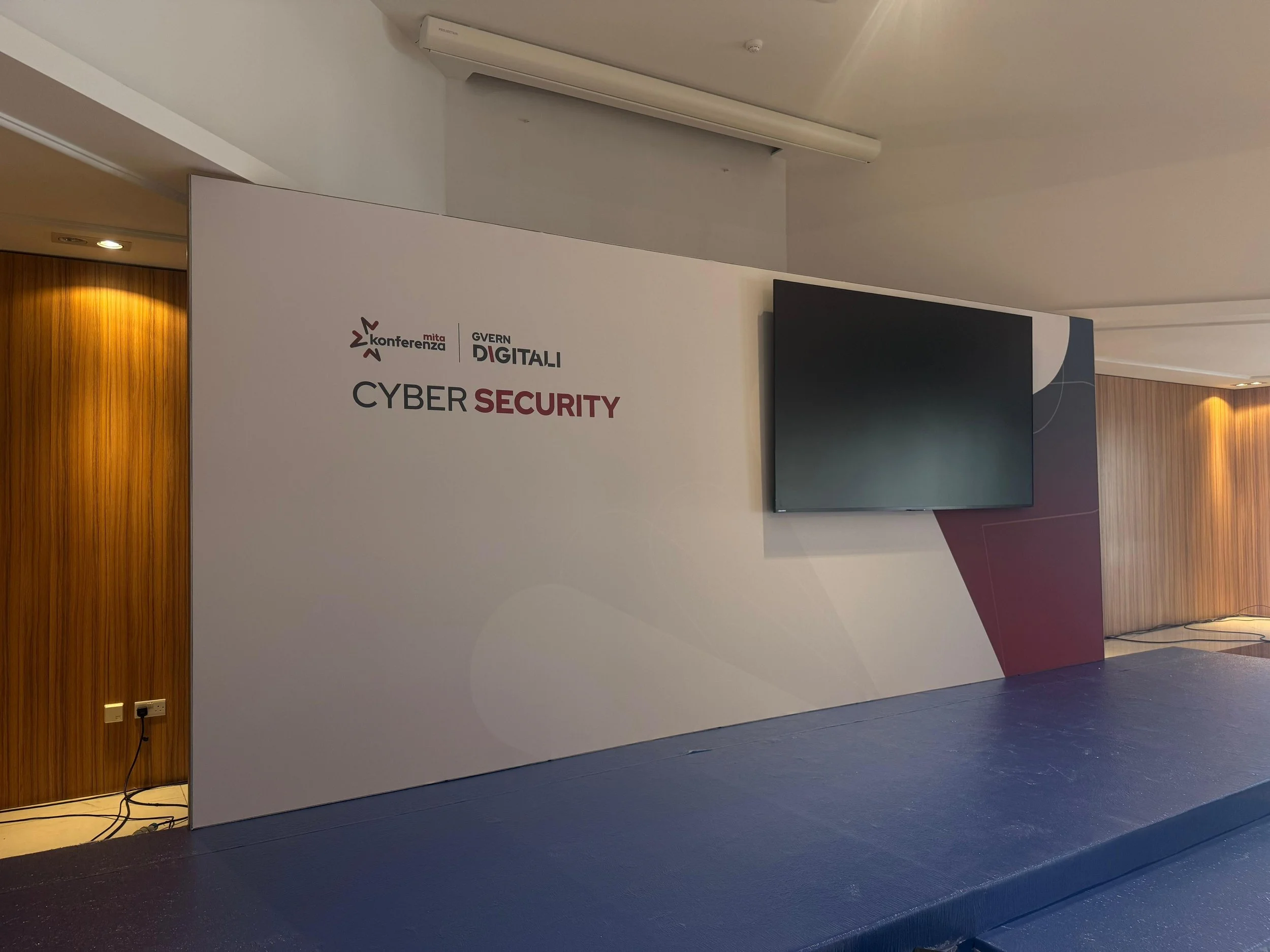 WhatsApp Image 2025-10-27 at 09.40.48.jpeg