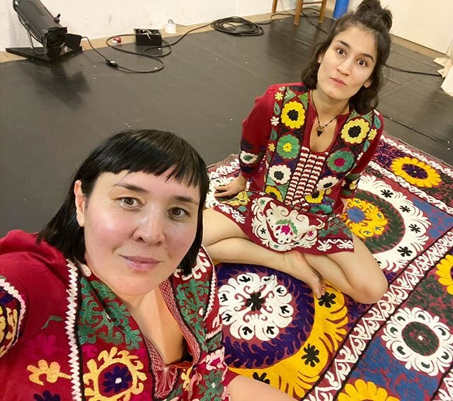 Our rehearsal before corona. We hope that Premio semi-finals will be made up for. @makhihina @zarinatadjibaeva #metamorphose#rebellas#rebelleart#chakan#tajikgirls#theater#artist#swiss#switzerland#zurich#locarno#tajikartist#актриса#театр#метаморфоз#та