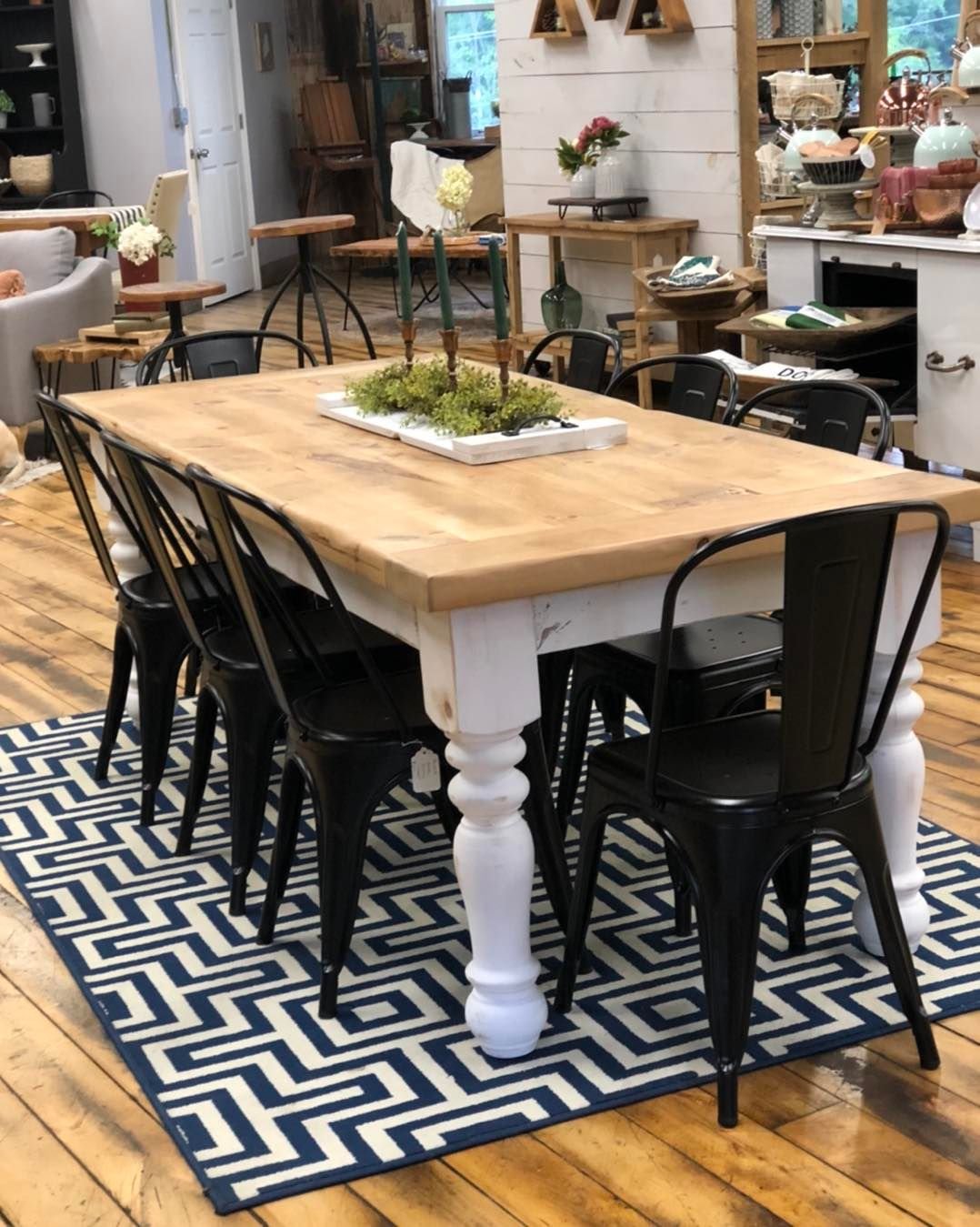 Belgrade Farm Table