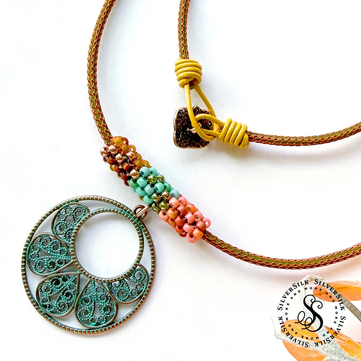 Necklace 2.jpg