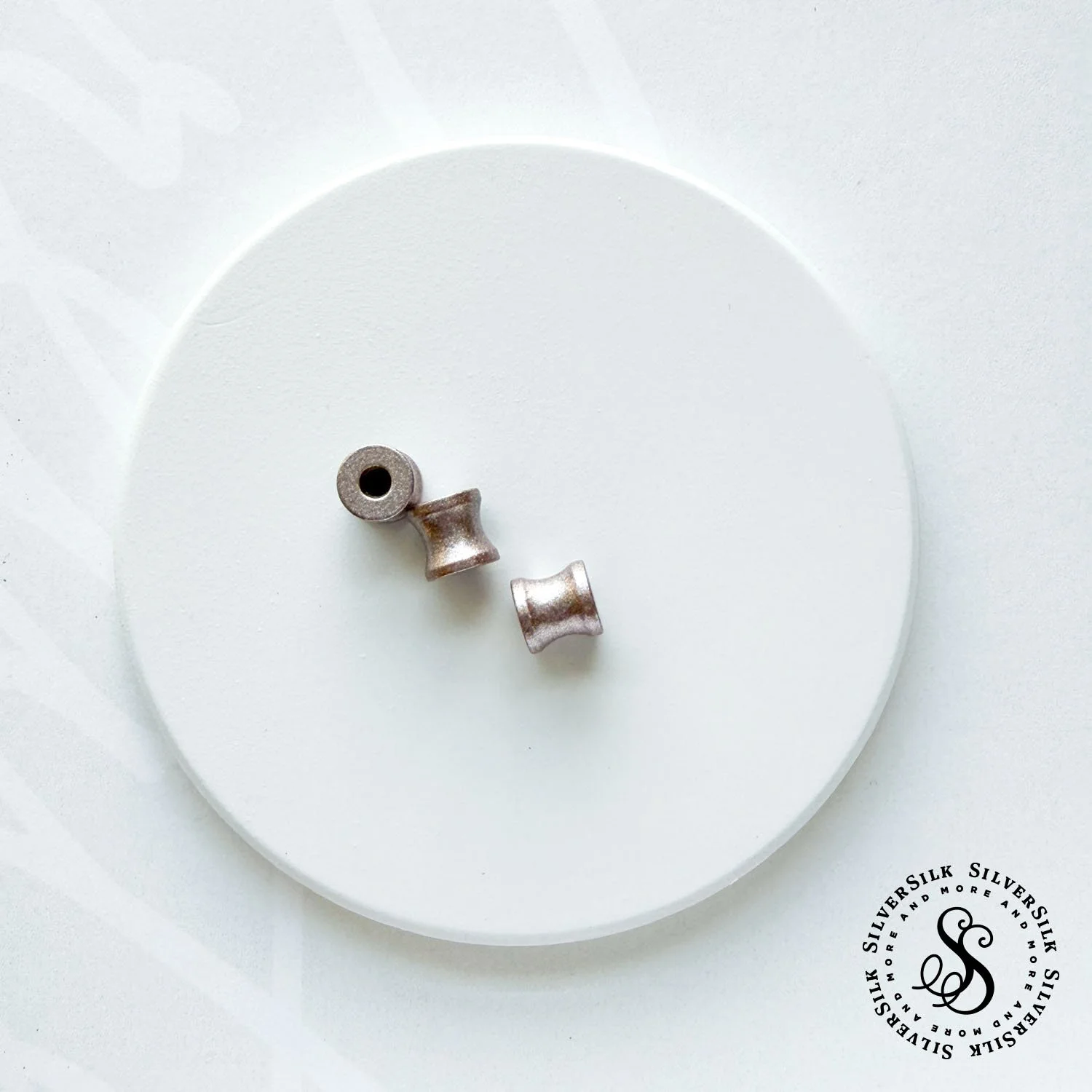 10x6mm Pewter 3mm Hole Hourglass Bead - 1pc Set.jpg