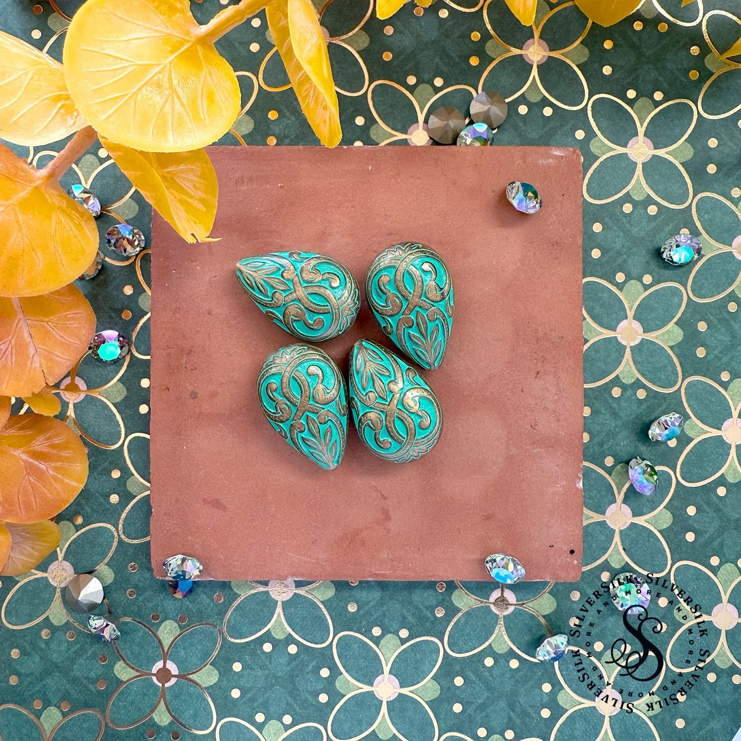 27x18mm Patina German Resin Baroque Pear Pendant with Inlay Details - 1pc Set