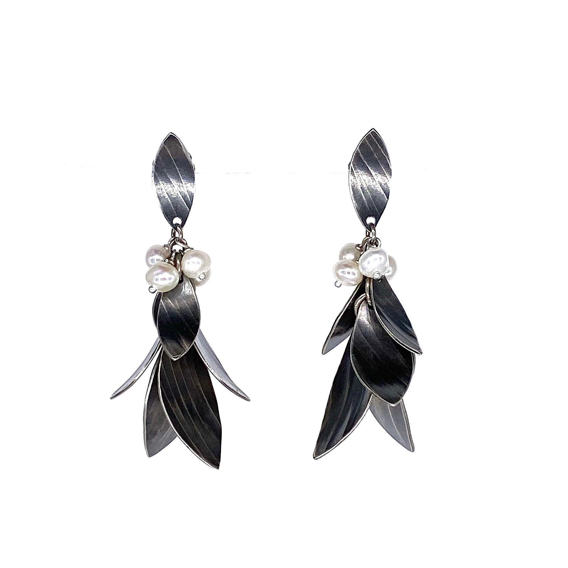 Francesca Bell Leaf Earrings