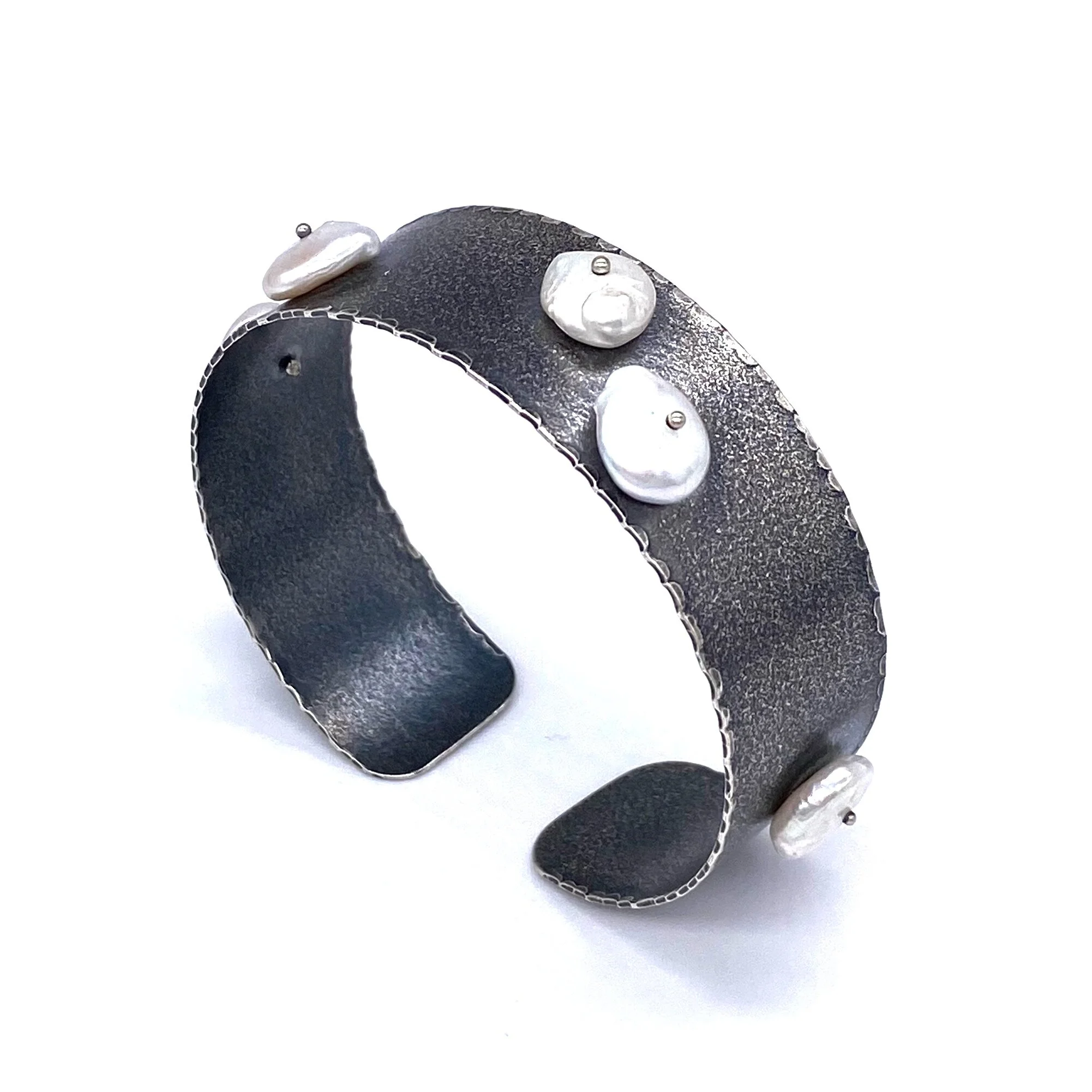 F9829546-5A02-477C-85AC-0D6A29E2A40C