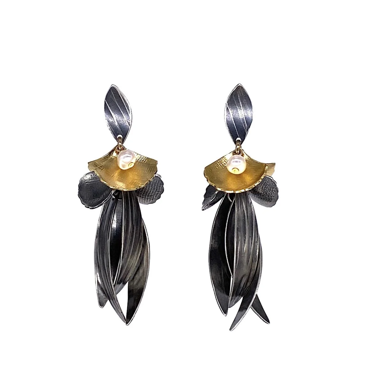 E045DC5A-D1B2-4ABE-8194-6A8B9C85F6AB