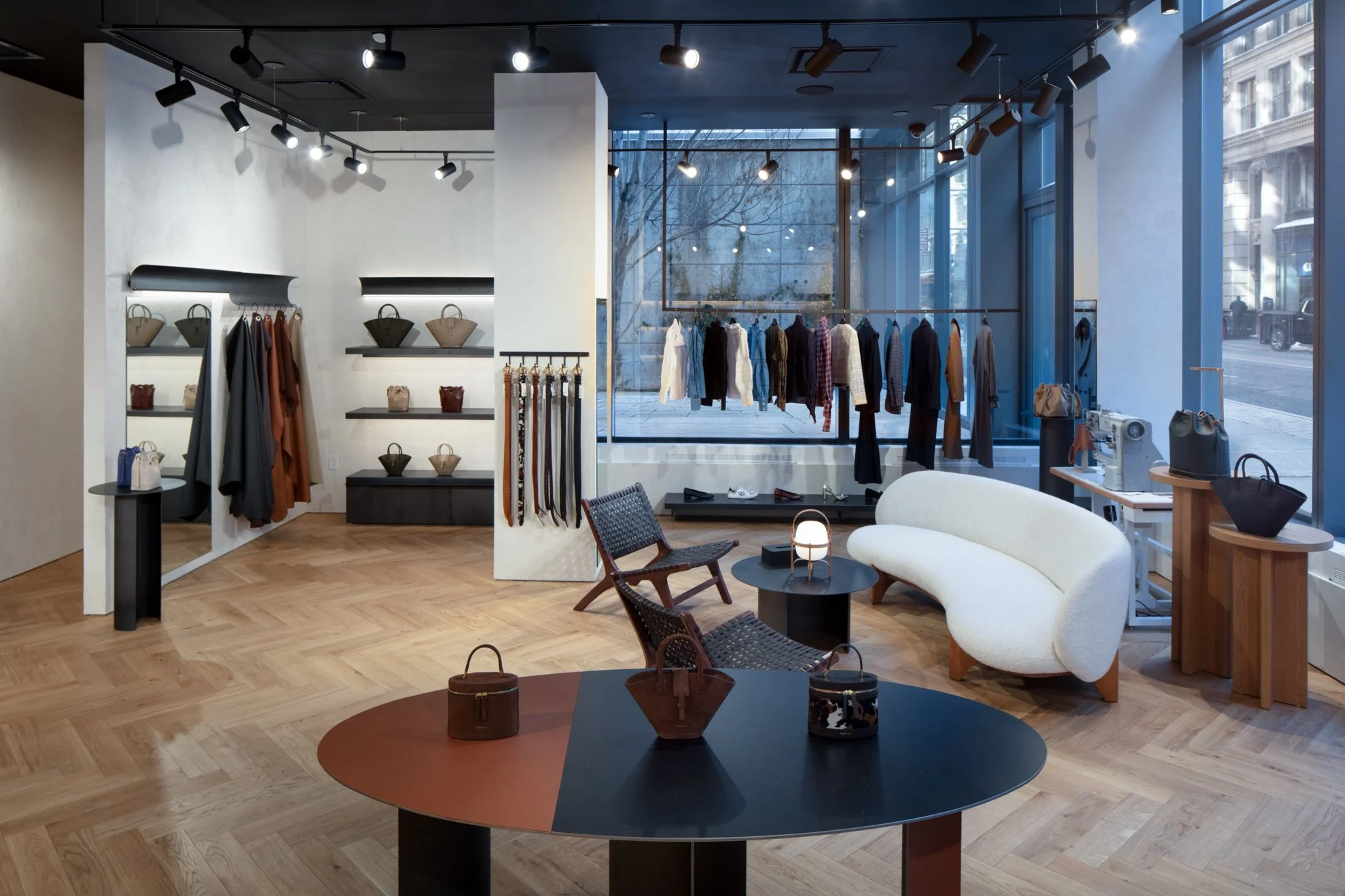 Kahn-Paris-64-0037-LowRes.jpg