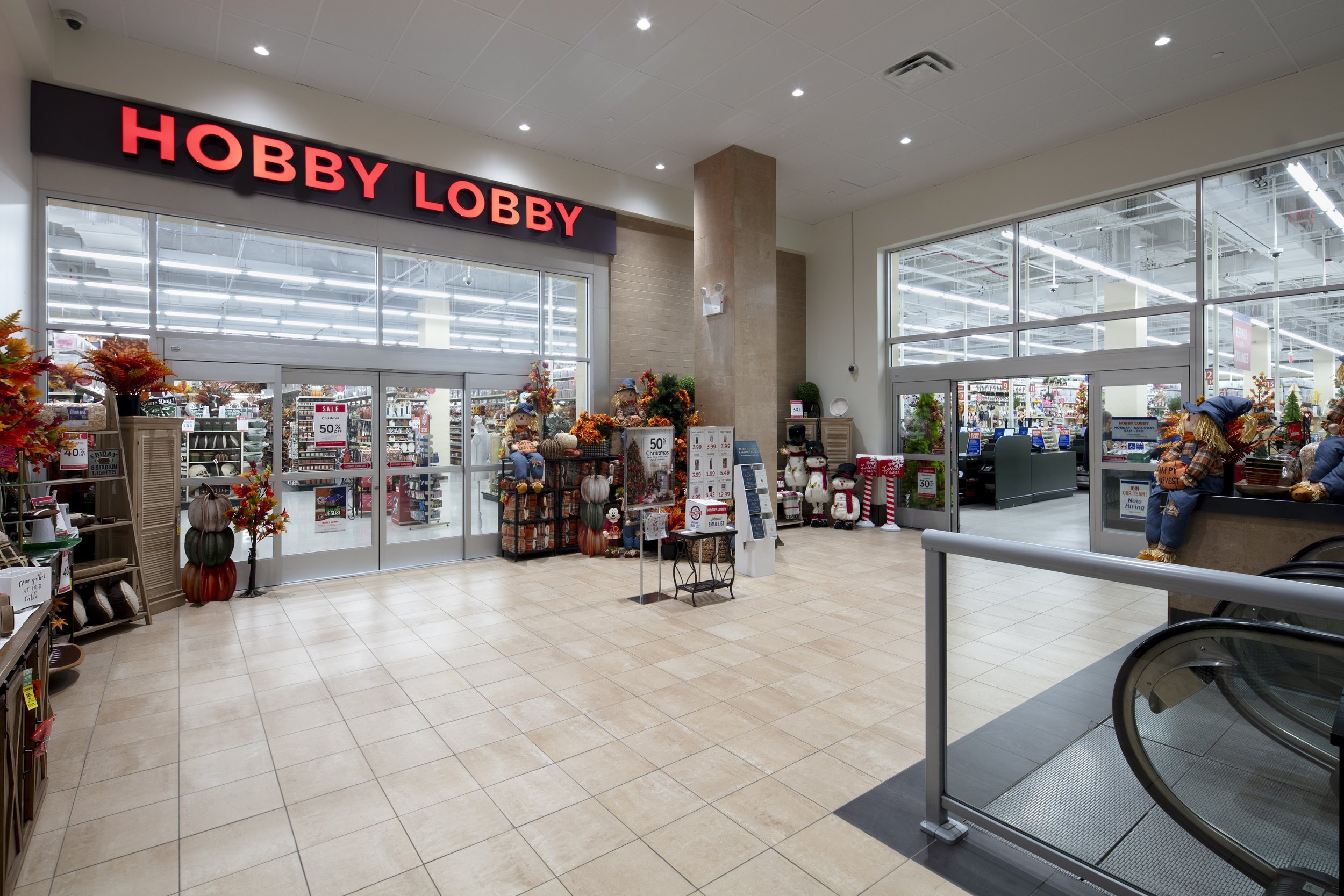 Kahn-HobbyLobby-2824.jpg