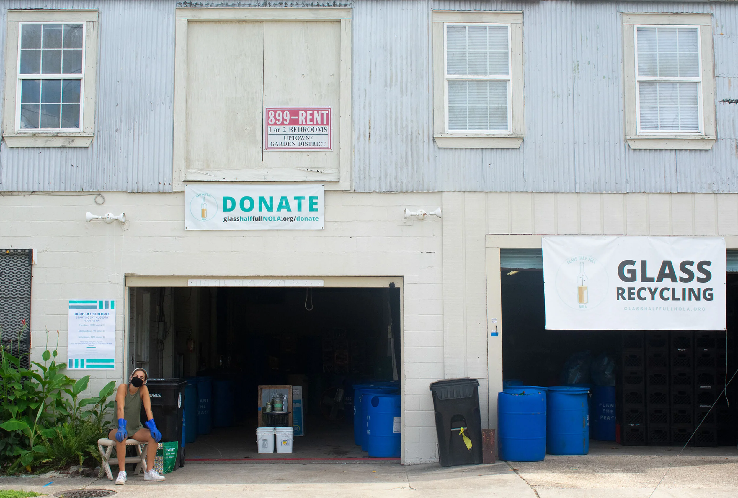 Free dropoff glass recycling dropoff in New Orleans — Glass Half Full