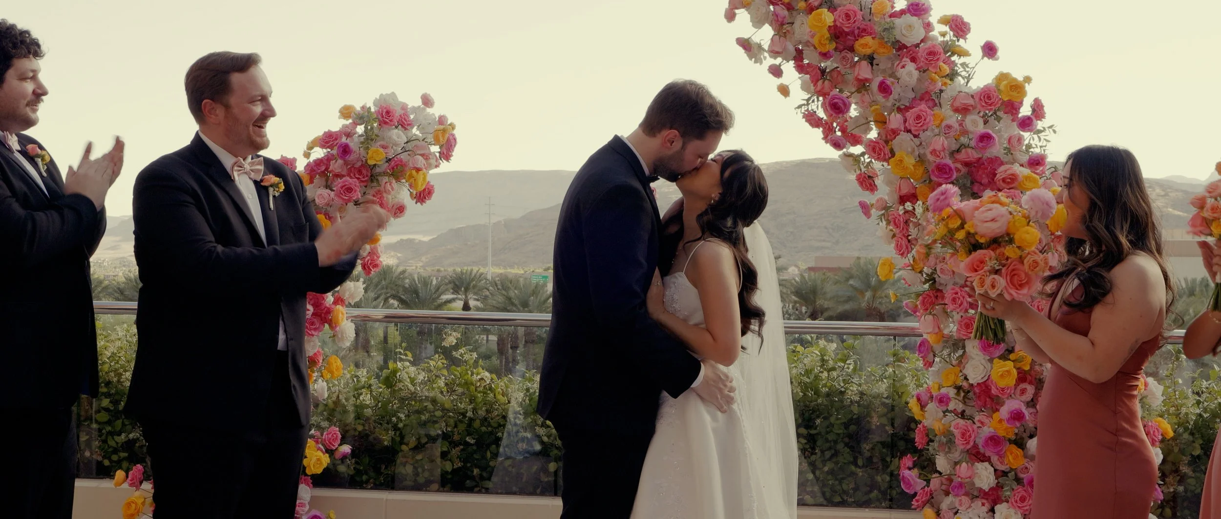 An elegant outdoor ceremony at Red Rock Casino Resort.