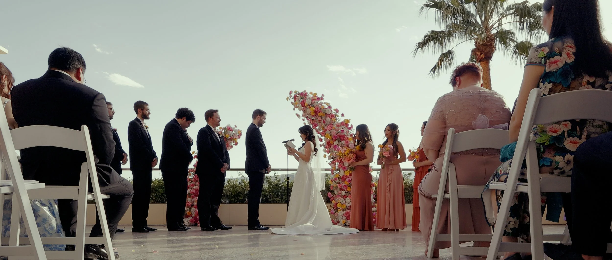 An elegant outdoor ceremony at Red Rock Casino Resort.