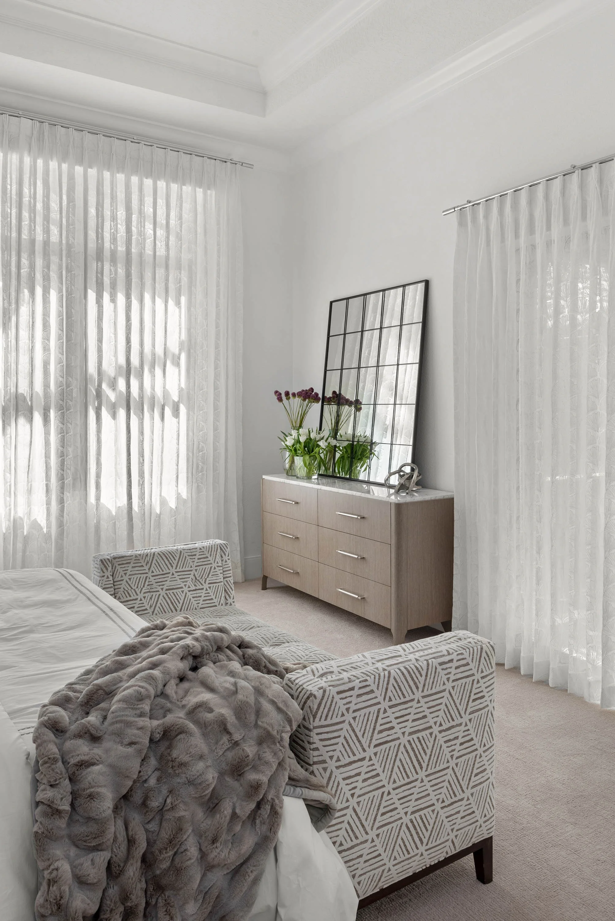 Embracing Timeless Elegance: Elevate Your Interiors with Classic ...