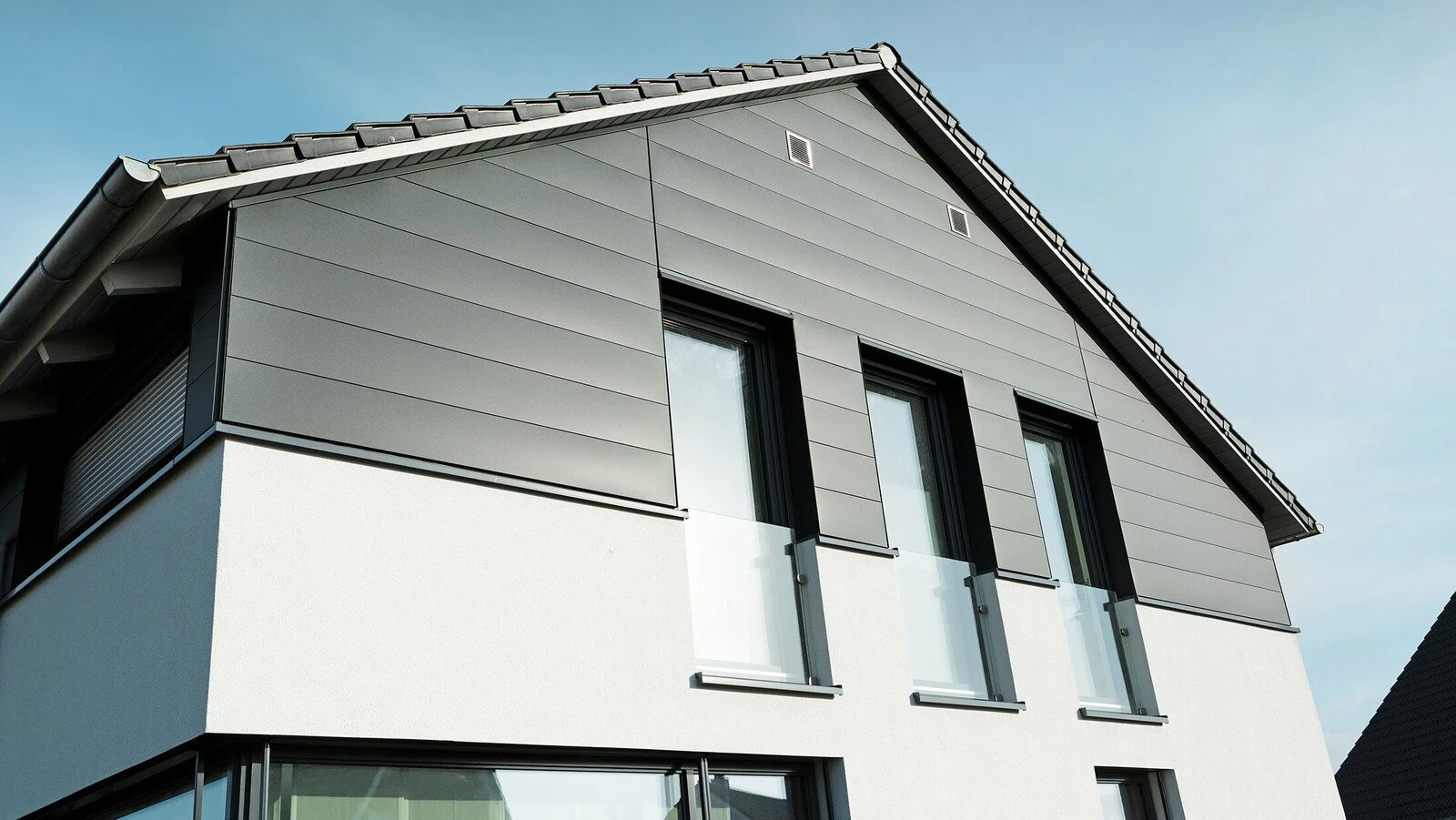 csm_PREFA-Siding-Anthrazit-EFH-Isenbuettel-1_57a1467b07.jpg